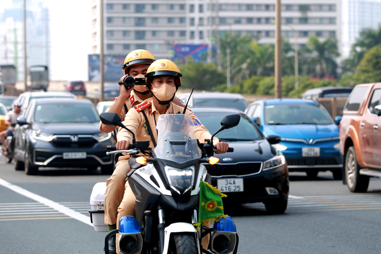 Đề xuất 7 c&aacute;ch thức CSGT được sử dụng để ph&aacute;t hiện t&agrave;i xế vi phạm- Ảnh 2.
