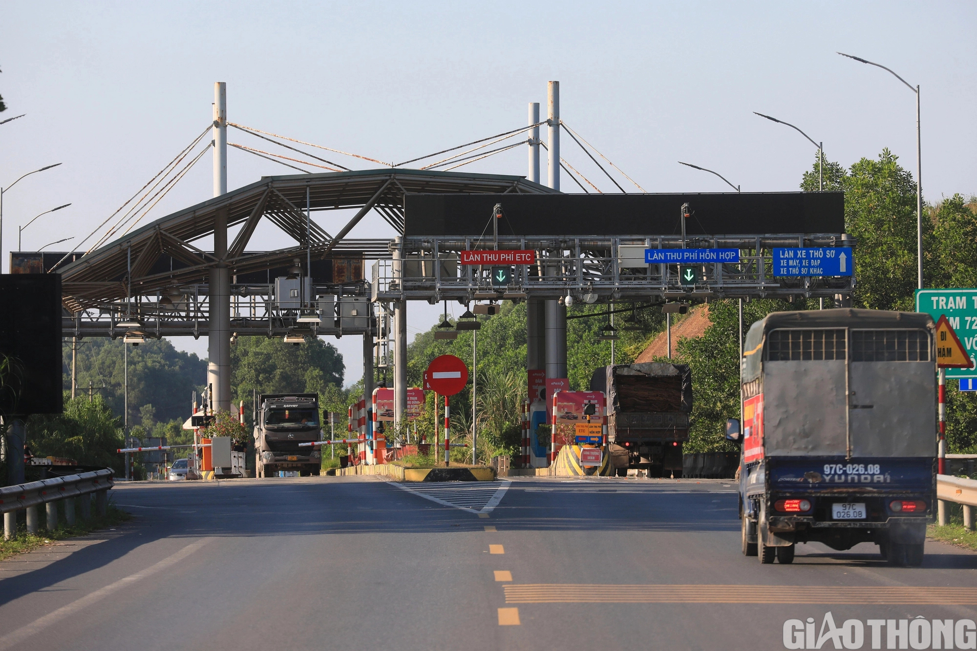Nh&agrave; đầu tư đứng ngồi kh&ocirc;ng y&ecirc;n v&igrave; dự &aacute;n BOT 