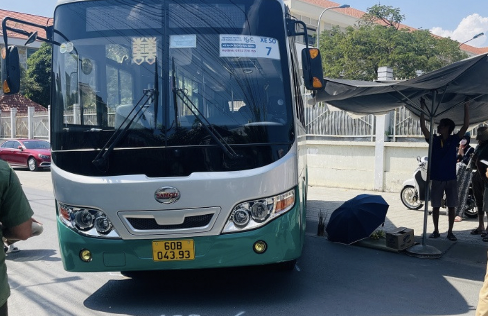 Bát nháo hoạt động xe đưa đón học sinh- Ảnh 6. Bát nháo hoạt động xe đưa đón học sinh- Ảnh 6.