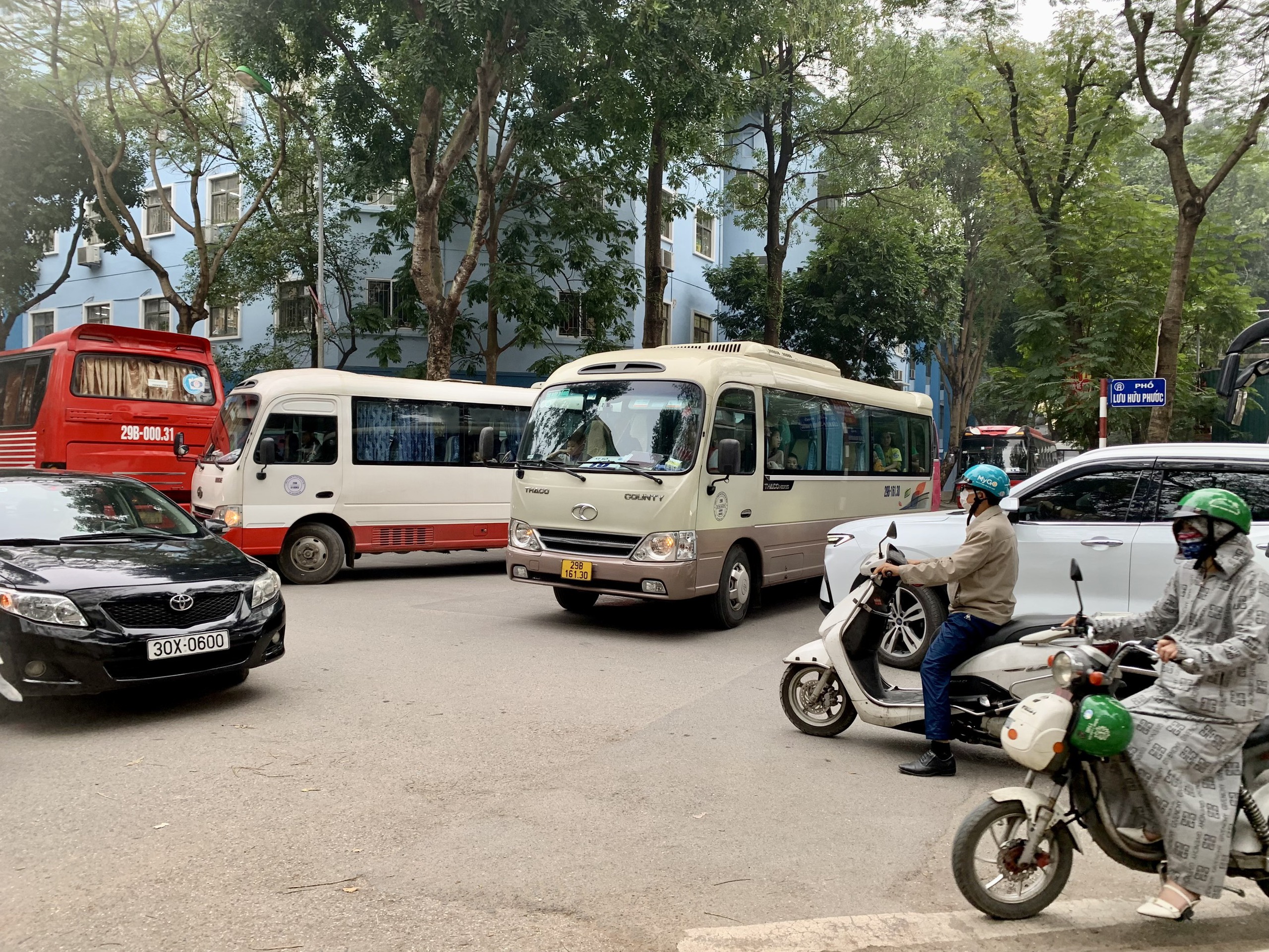 B&aacute;t nh&aacute;o hoạt động xe đưa đ&oacute;n học sinh- Ảnh 4.