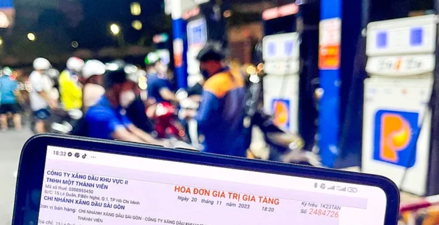 C&ograve;n hơn 1.200 cửa h&agrave;ng xăng dầu chưa xuất h&oacute;a đơn từng lần b&aacute;n- Ảnh 1.