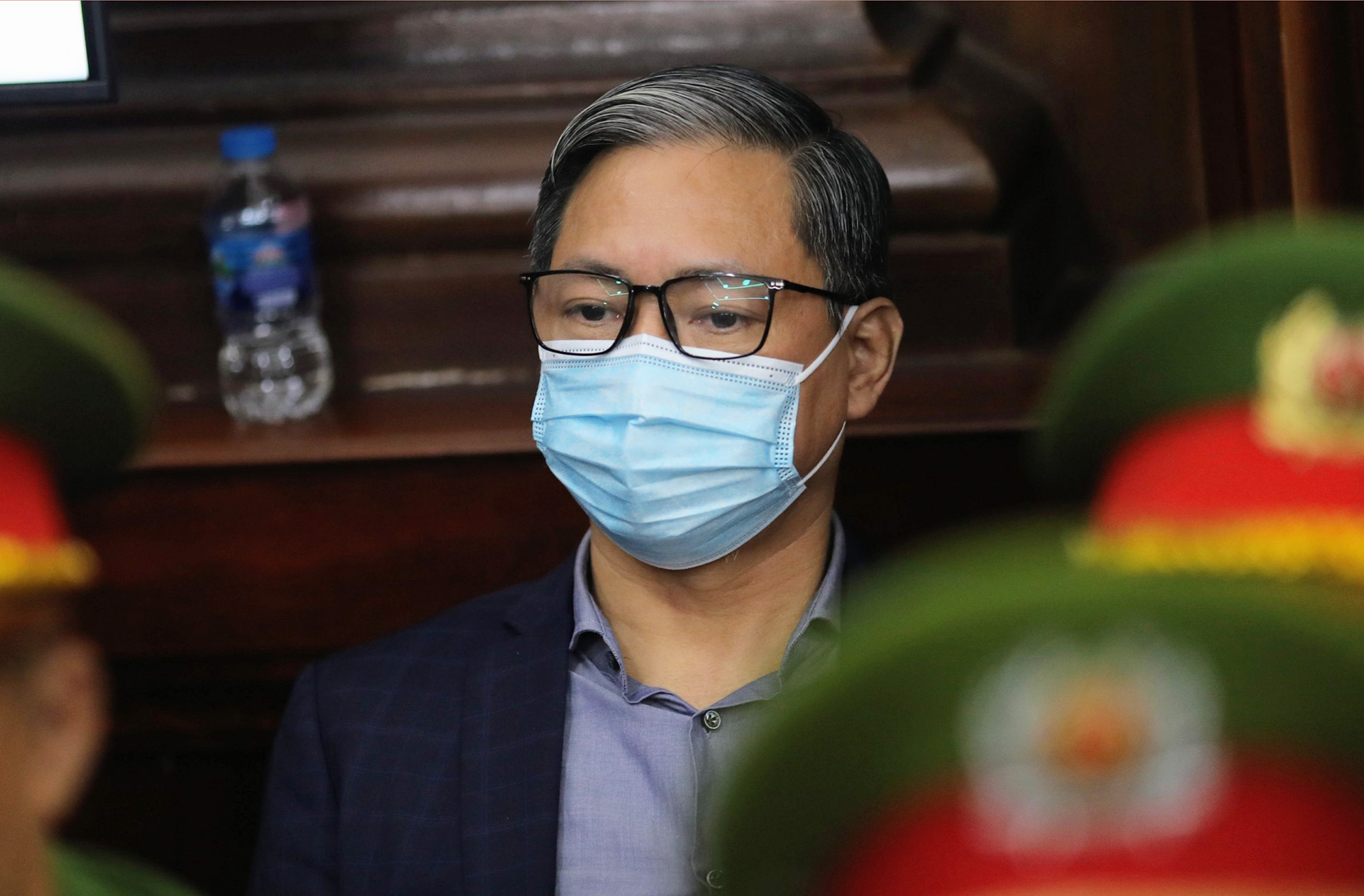 Vụ Vạn Thịnh Ph&aacute;t: Hơn 2.200 người viết đơn xin giảm &aacute;n cho Nguyễn Cao Tr&iacute; - Ảnh 1.