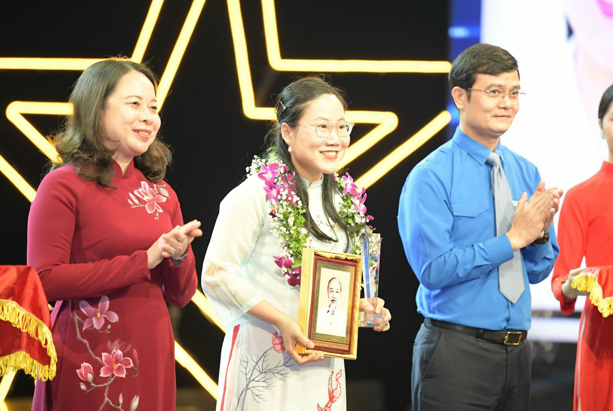Nữ tiến sĩ đam m&ecirc; nghi&ecirc;n cứu thần kinh học- Ảnh 1.