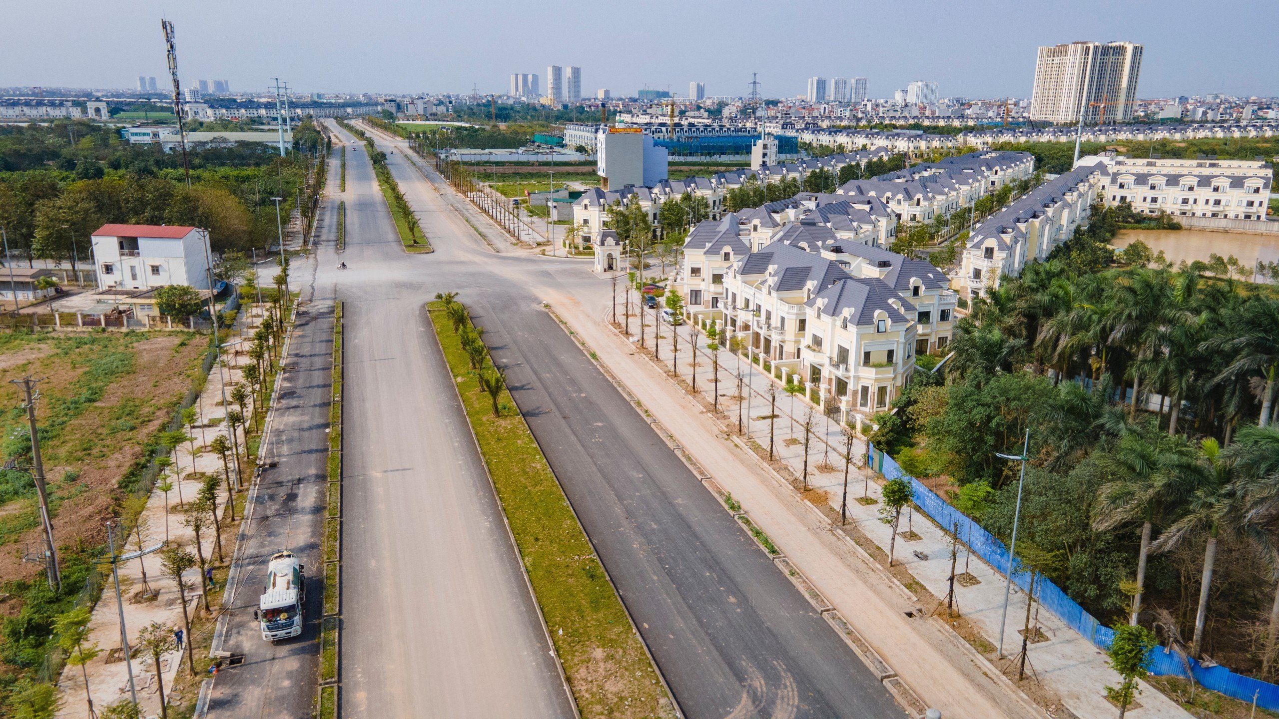 V&agrave;nh đai 3,5 đoạn từ Đại lộ Thăng Long đến QL32 nh&igrave;n từ tr&ecirc;n cao- Ảnh 3.