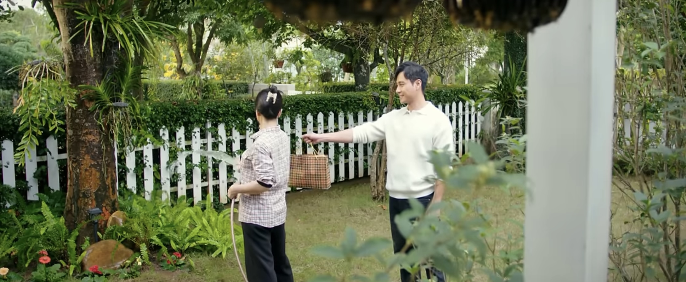 Mình yêu nhau bình yên thôi tập 17: Hân thành công loại bỏ Mình yêu nhau bình yên thôi tập 17: Hân thành công loại bỏ