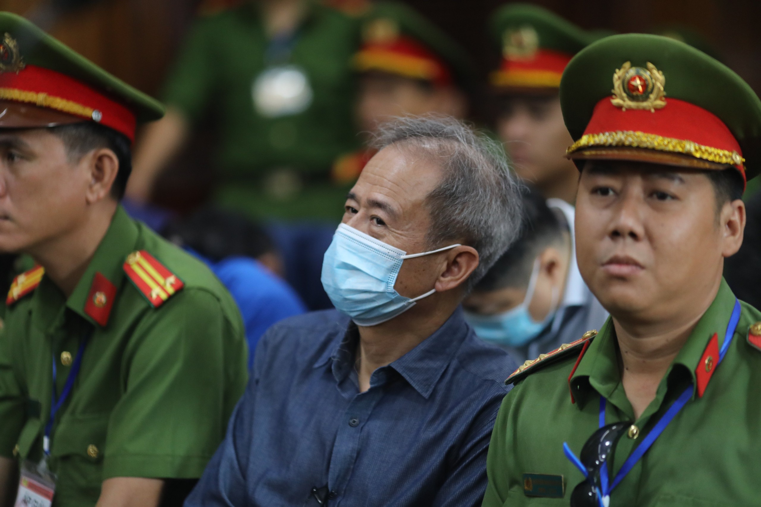 Cựu ph&oacute; ch&aacute;nh thanh tra nhận 390.000 USD từ SCB v&igrave; nghĩ l&agrave; qu&agrave; nghỉ hưu- Ảnh 3.