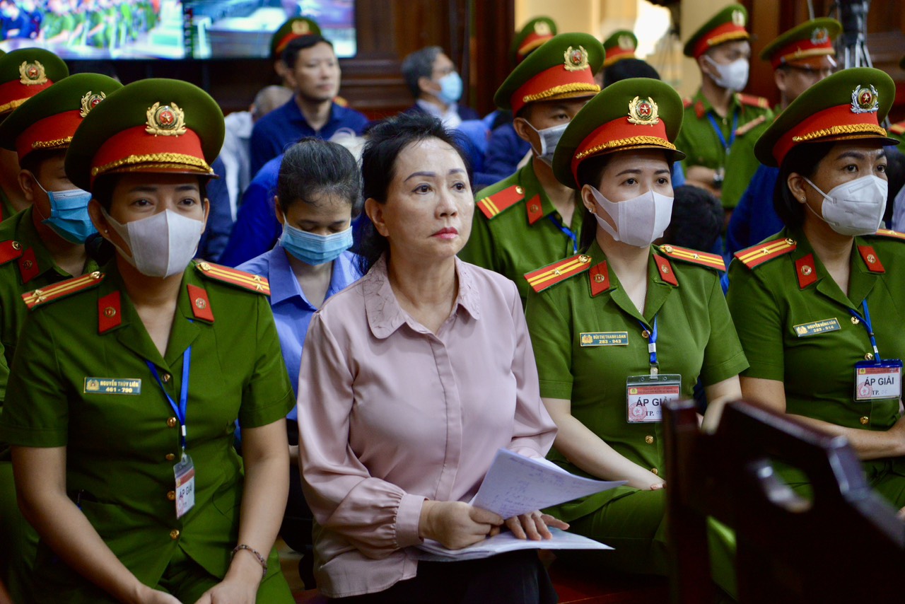 Cựu ph&oacute; ch&aacute;nh thanh tra nhận 390.000 USD từ SCB v&igrave; nghĩ l&agrave; qu&agrave; nghỉ hưu- Ảnh 2.