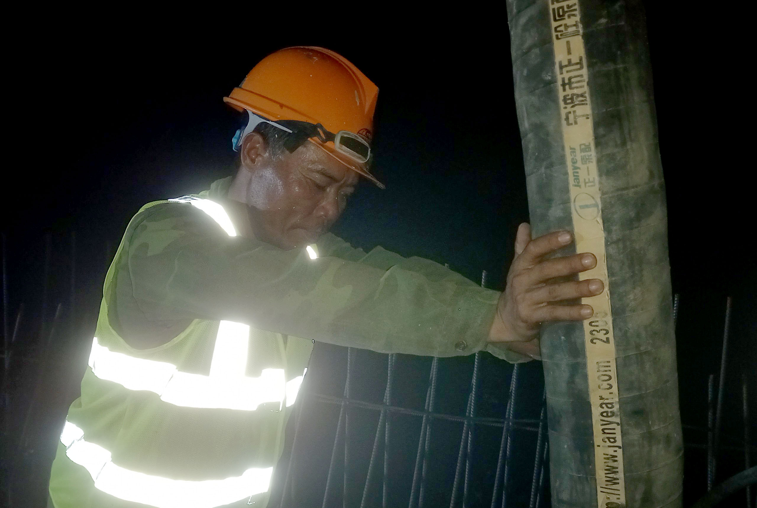 Bứt tốc thi c&ocirc;ng 