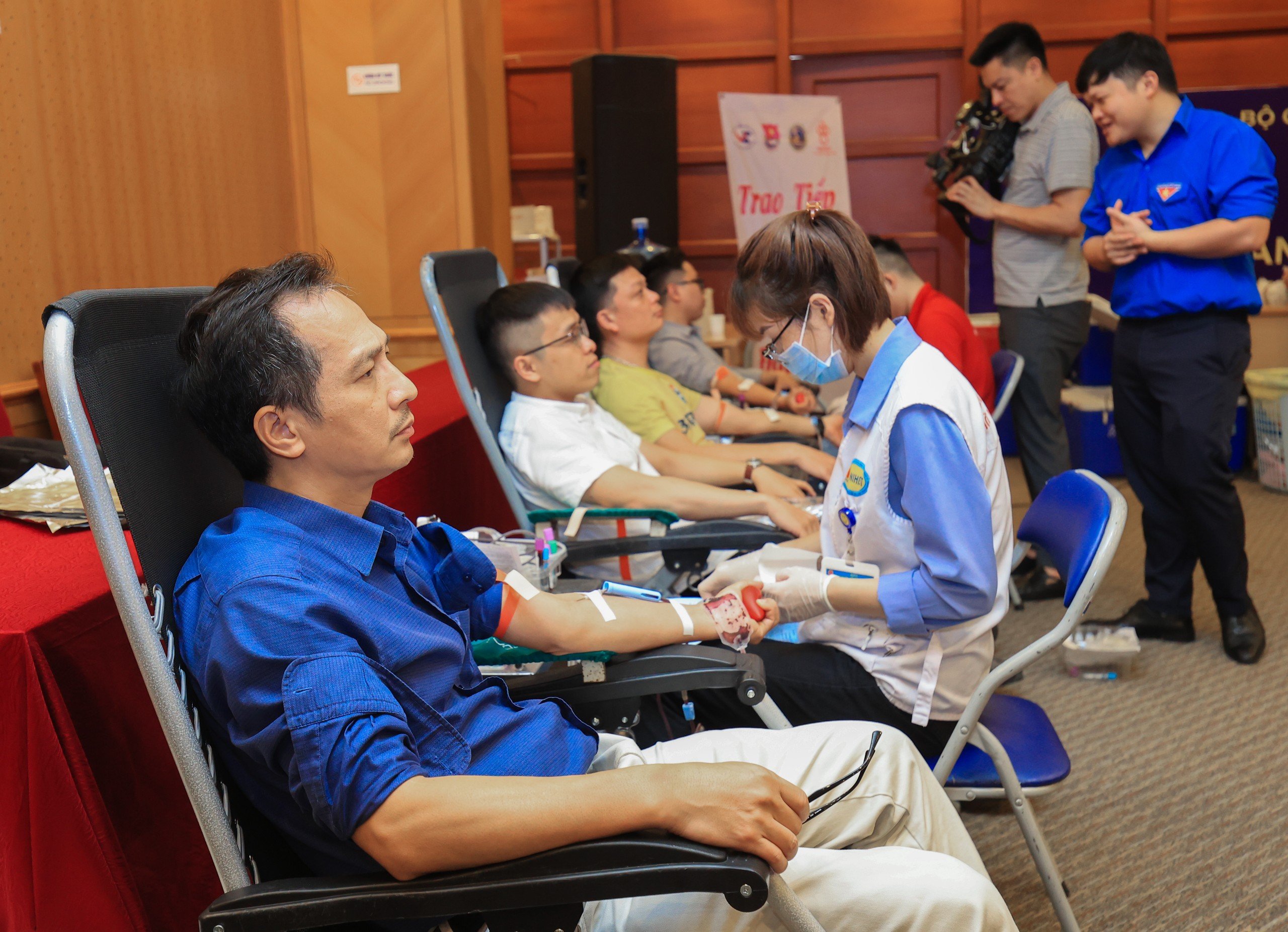 Tuổi trẻ Bộ GTVT lan tỏa nghĩa cử cao đẹp hiến m&aacute;u cứu người- Ảnh 8.