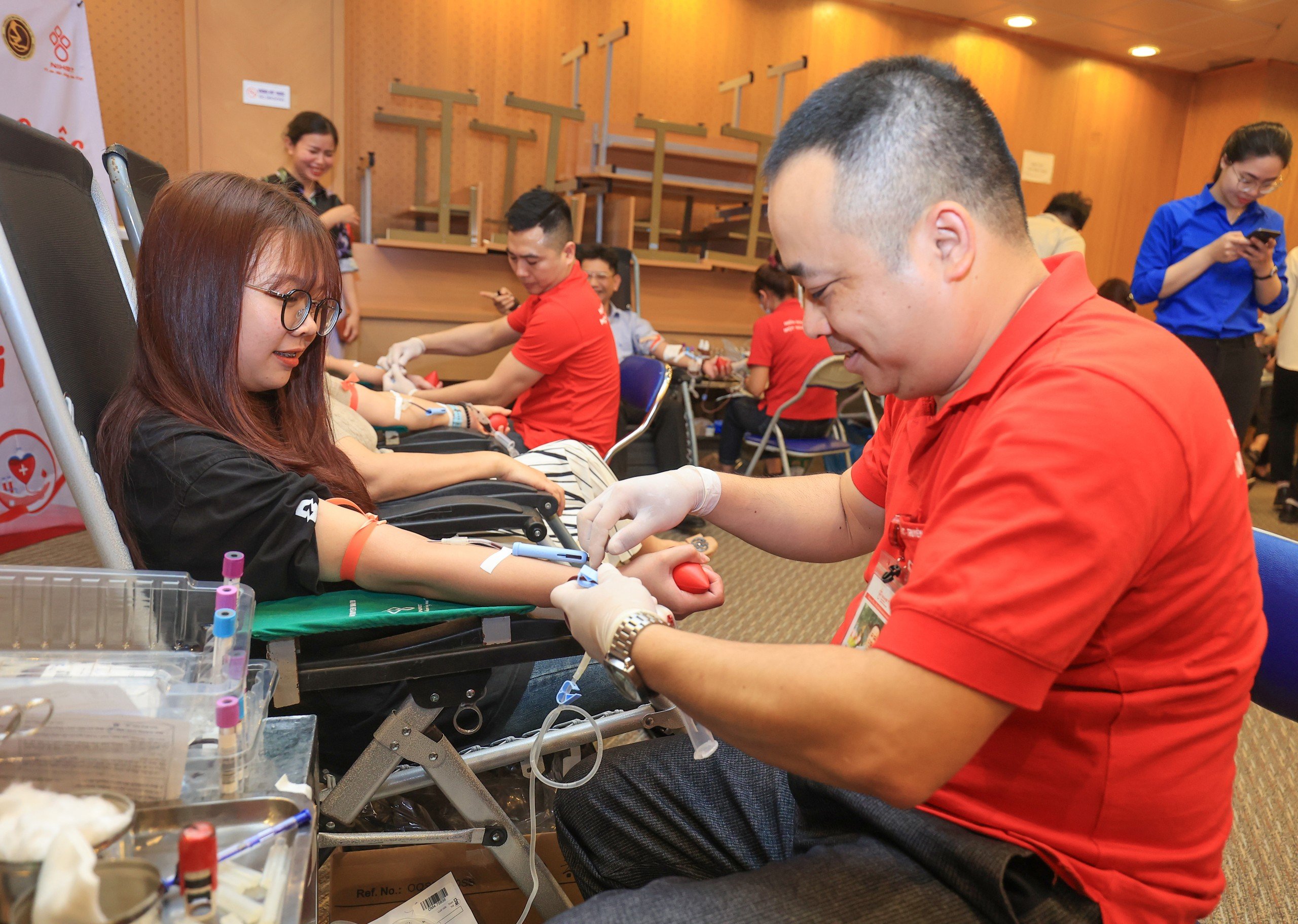 Tuổi trẻ Bộ GTVT lan tỏa nghĩa cử cao đẹp hiến máu cứu người- Ảnh 17. Tuổi trẻ Bộ GTVT lan tỏa nghĩa cử cao đẹp hiến máu cứu người- Ảnh 17.