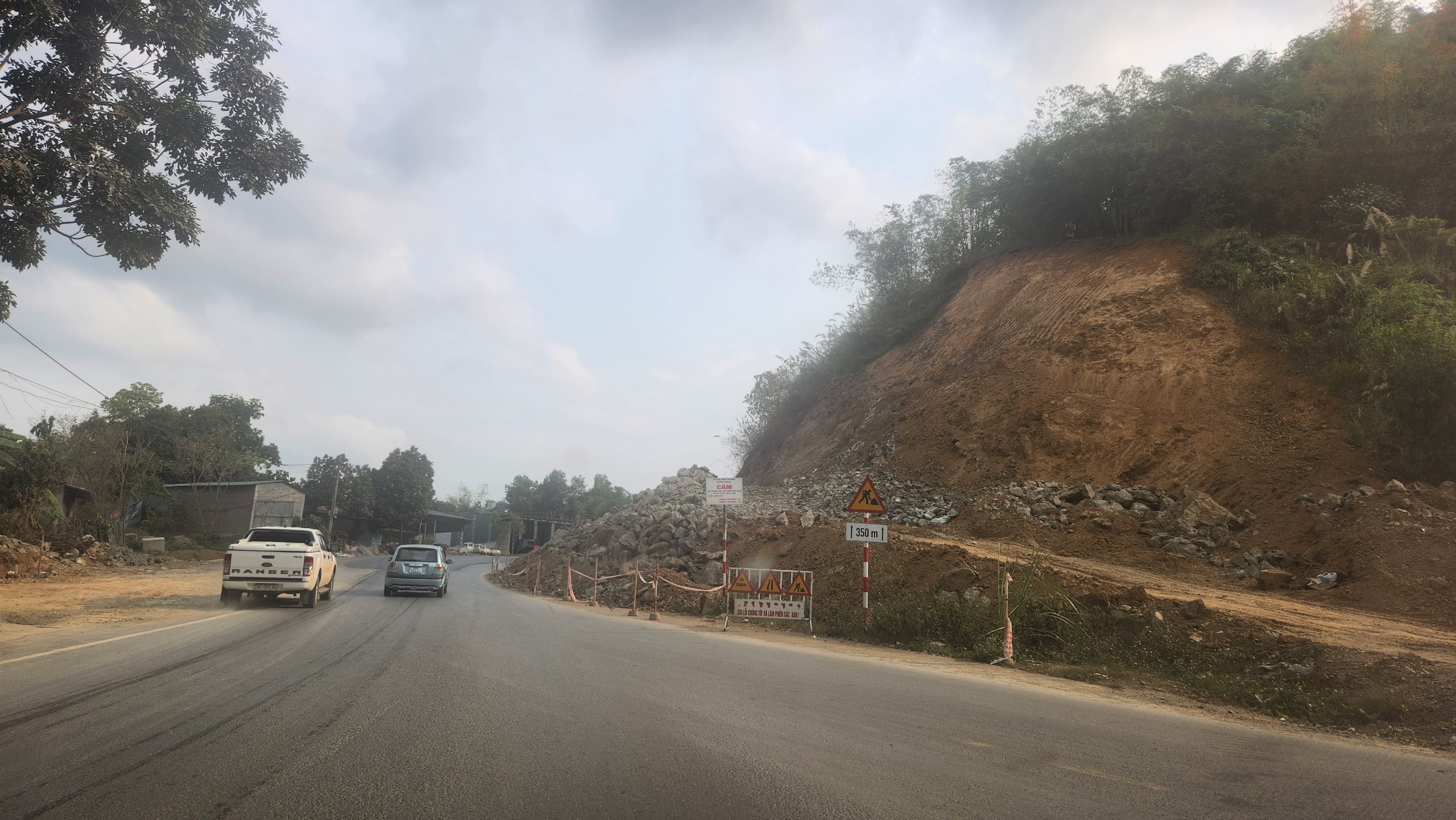 Nỗ lực ho&agrave;n th&agrave;nh quốc lộ 6 mở rộng qua TP H&ograve;a B&igrave;nh v&agrave;o ng&agrave;y Quốc kh&aacute;nh- Ảnh 5.