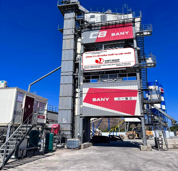 Việt Nhật Group “bảo chứng” tiến độ, chất lượng bê tông nhựa nóng các công trình- Ảnh 1. Việt Nhật Group “bảo chứng” tiến độ, chất lượng bê tông nhựa nóng các công trình- Ảnh 1.