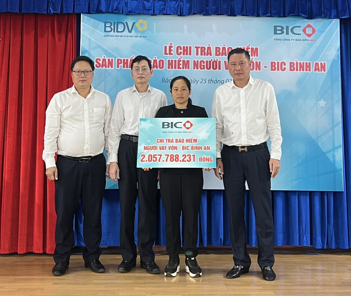 BIC chi trả hơn 2 tỷ đồng quyền lợi bảo hiểm cho kh&aacute;ch h&agrave;ng vay vốn tại L&acirc;m Đồng- Ảnh 1.