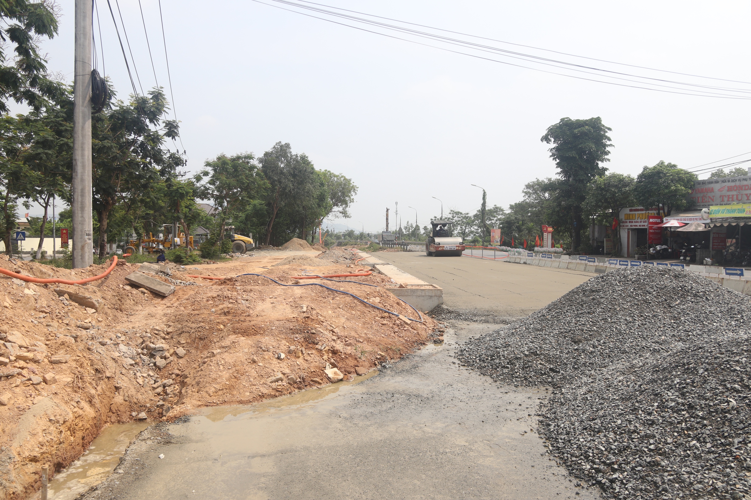 Đ&agrave; Nẵng: Kh&oacute; vận động b&agrave;n giao mặt bằng mở rộng QL14B- Ảnh 10.