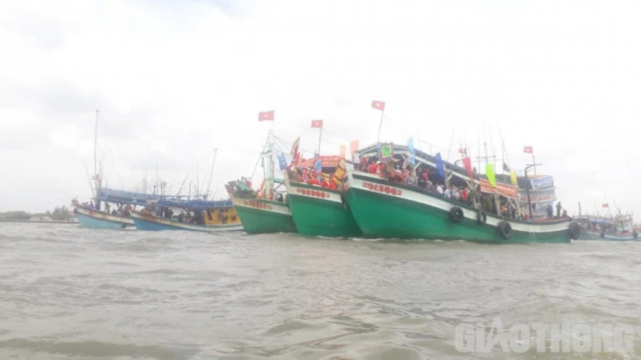 Siết chặt giao th&ocirc;ng thủy dịp lễ hội Nghinh &Ocirc;ng S&ocirc;ng Đốc- Ảnh 1.