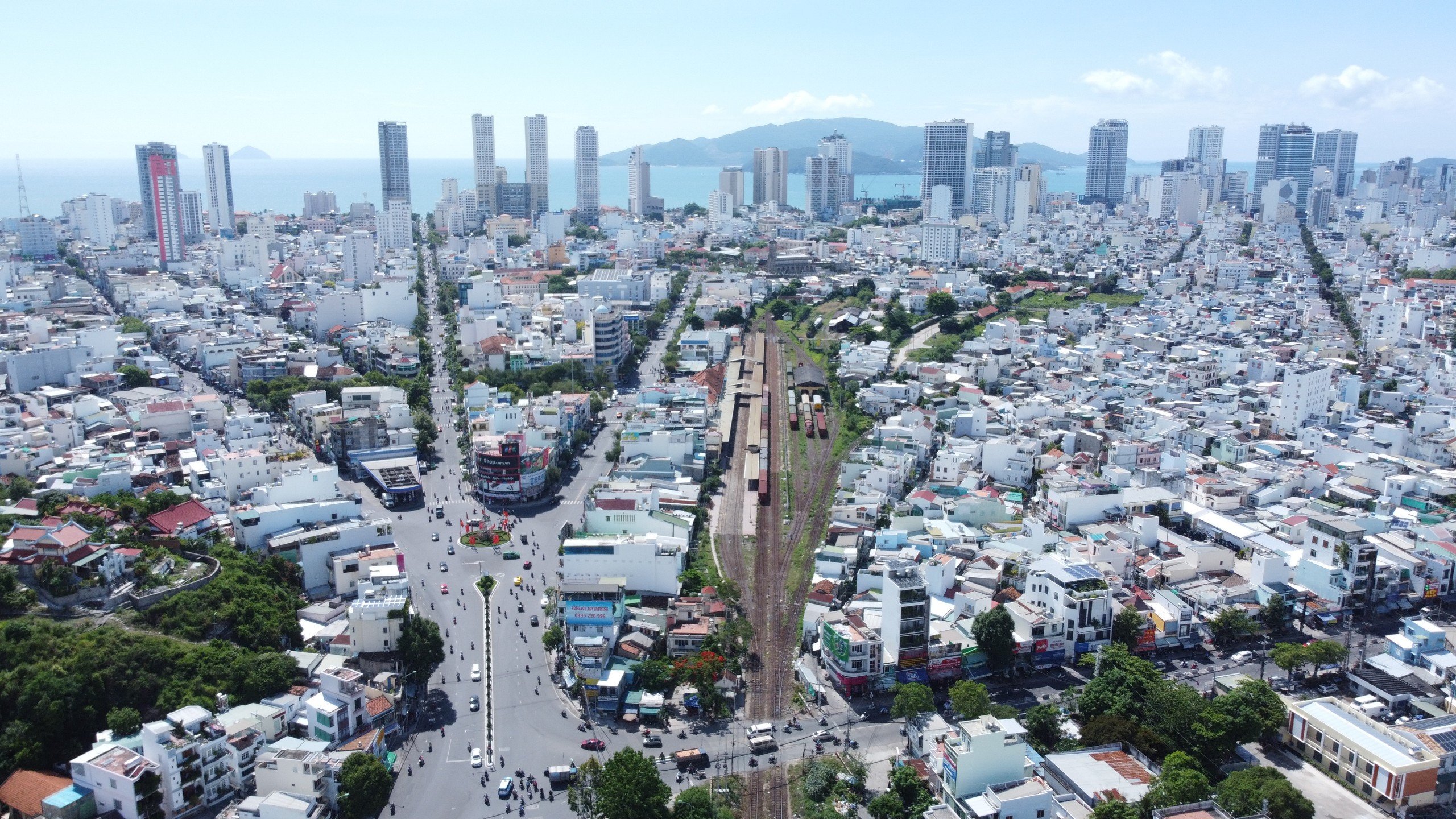 Nha Trang là trung tâm dịch vụ cảng biển của Nam Trung Bộ và cả nước- Ảnh 2. Nha Trang là trung tâm dịch vụ cảng biển của Nam Trung Bộ và cả nước- Ảnh 2.