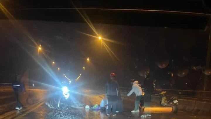 Hải Ph&ograve;ng: Đ&acirc;m v&agrave;o th&agrave;nh cầu, hai mẹ con tử vong- Ảnh 1.