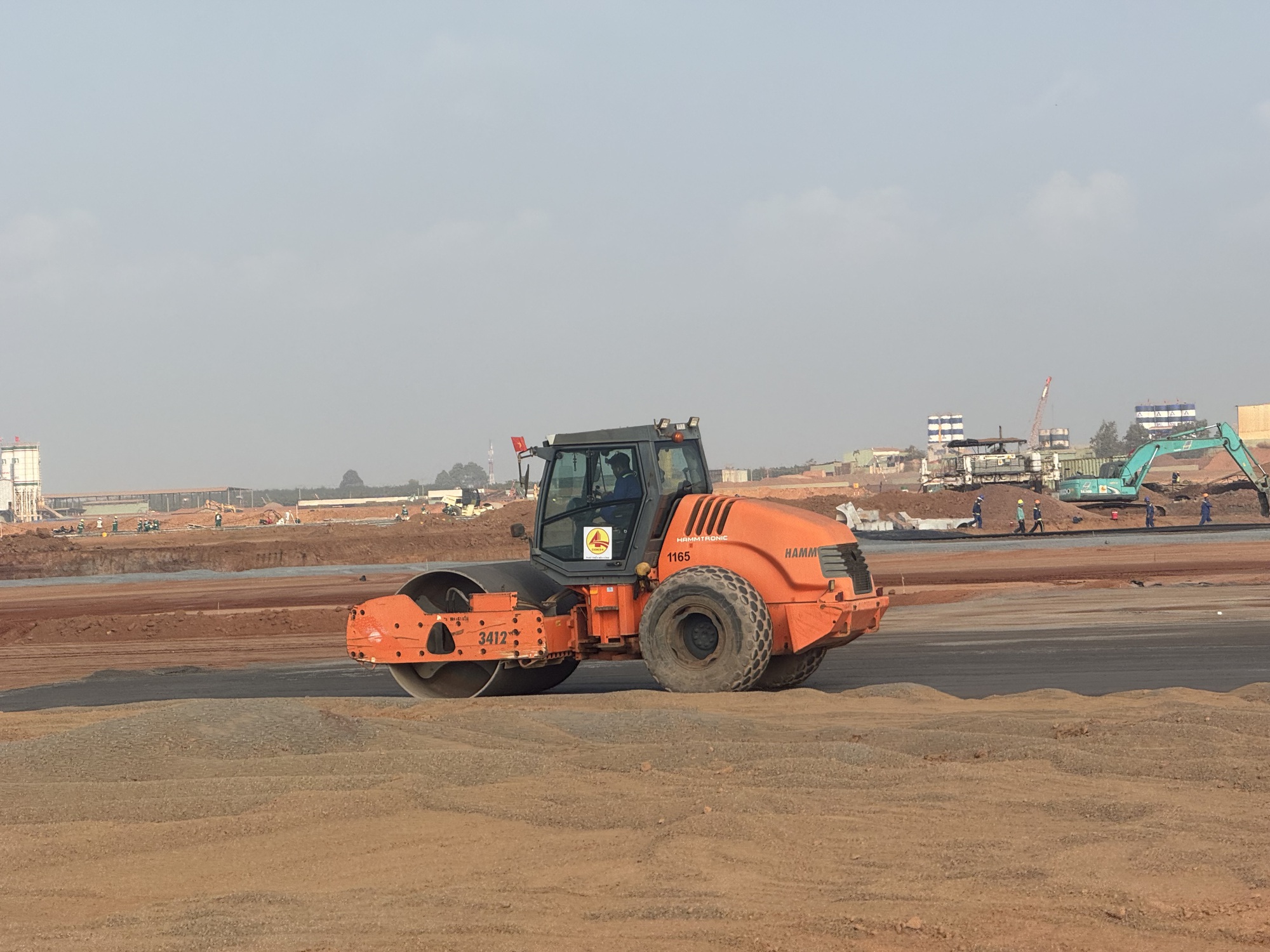 Ph&oacute; chủ tịch Quốc hội: Cần đảm bảo tiến độ, chất lượng s&acirc;n bay Long Th&agrave;nh- Ảnh 5.