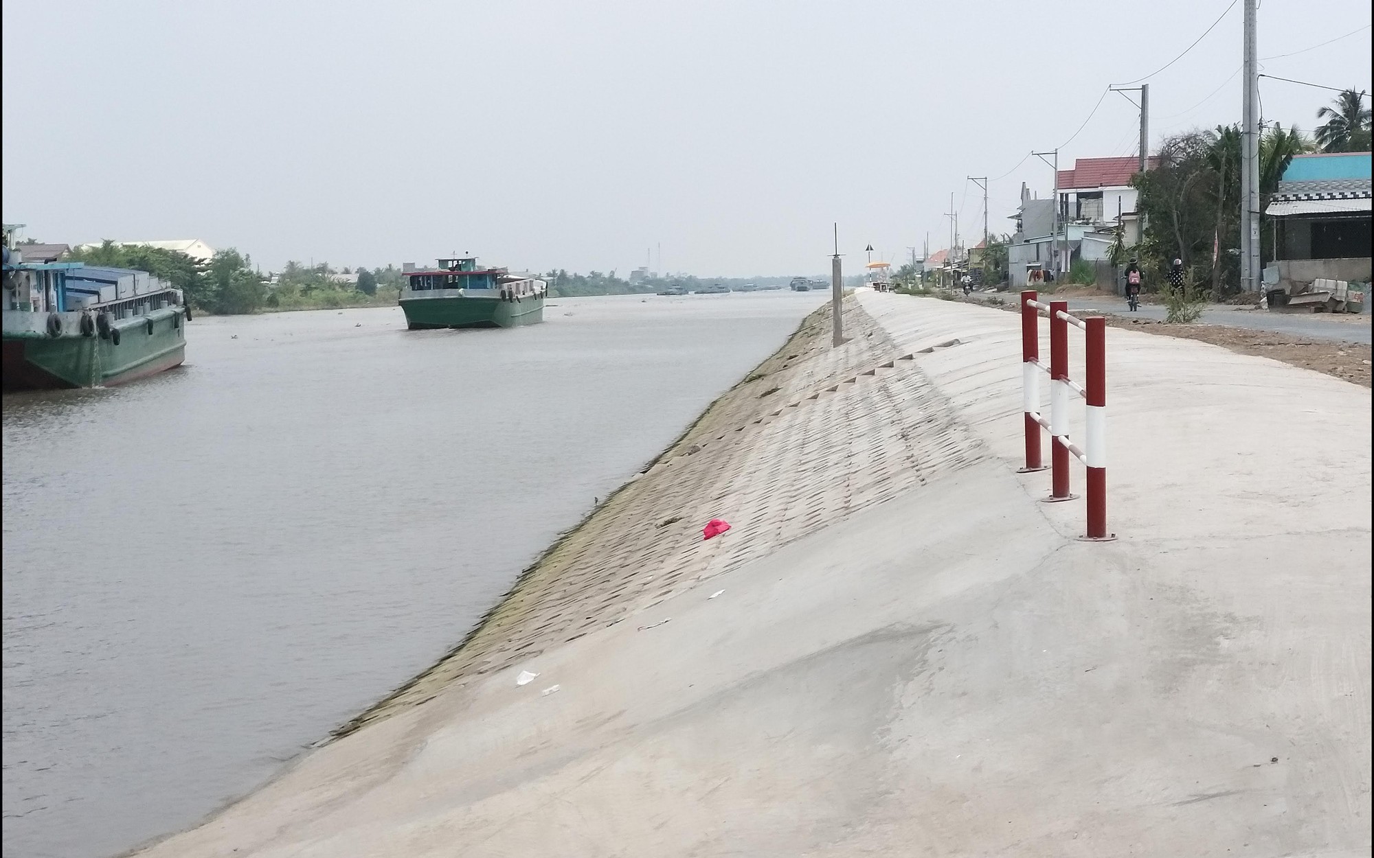 Ho&agrave;n th&agrave;nh mở rộng k&ecirc;nh Chợ Gạo, gần 50 hộ d&acirc;n vẫn chưa được t&aacute;i định cư
