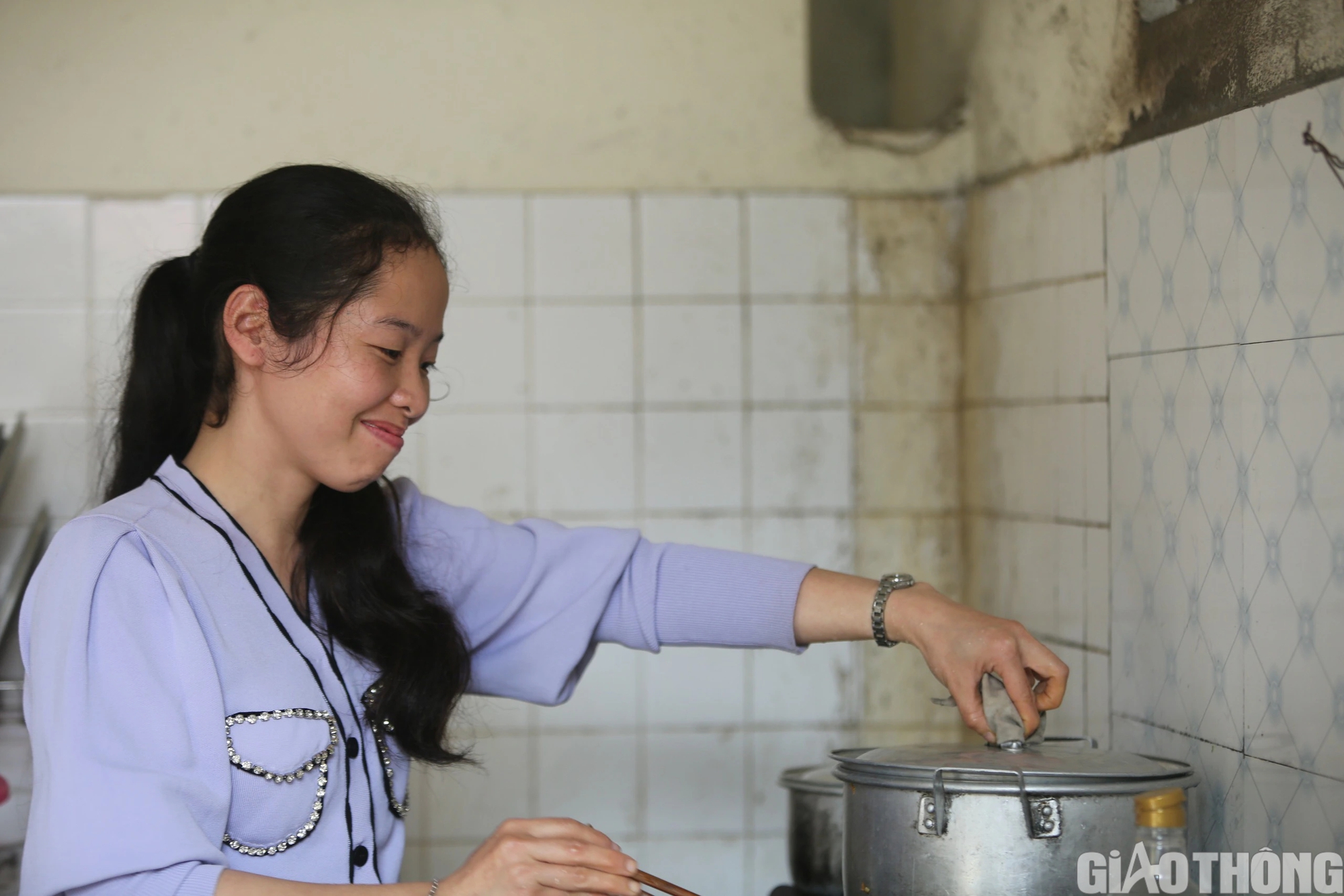 Những 