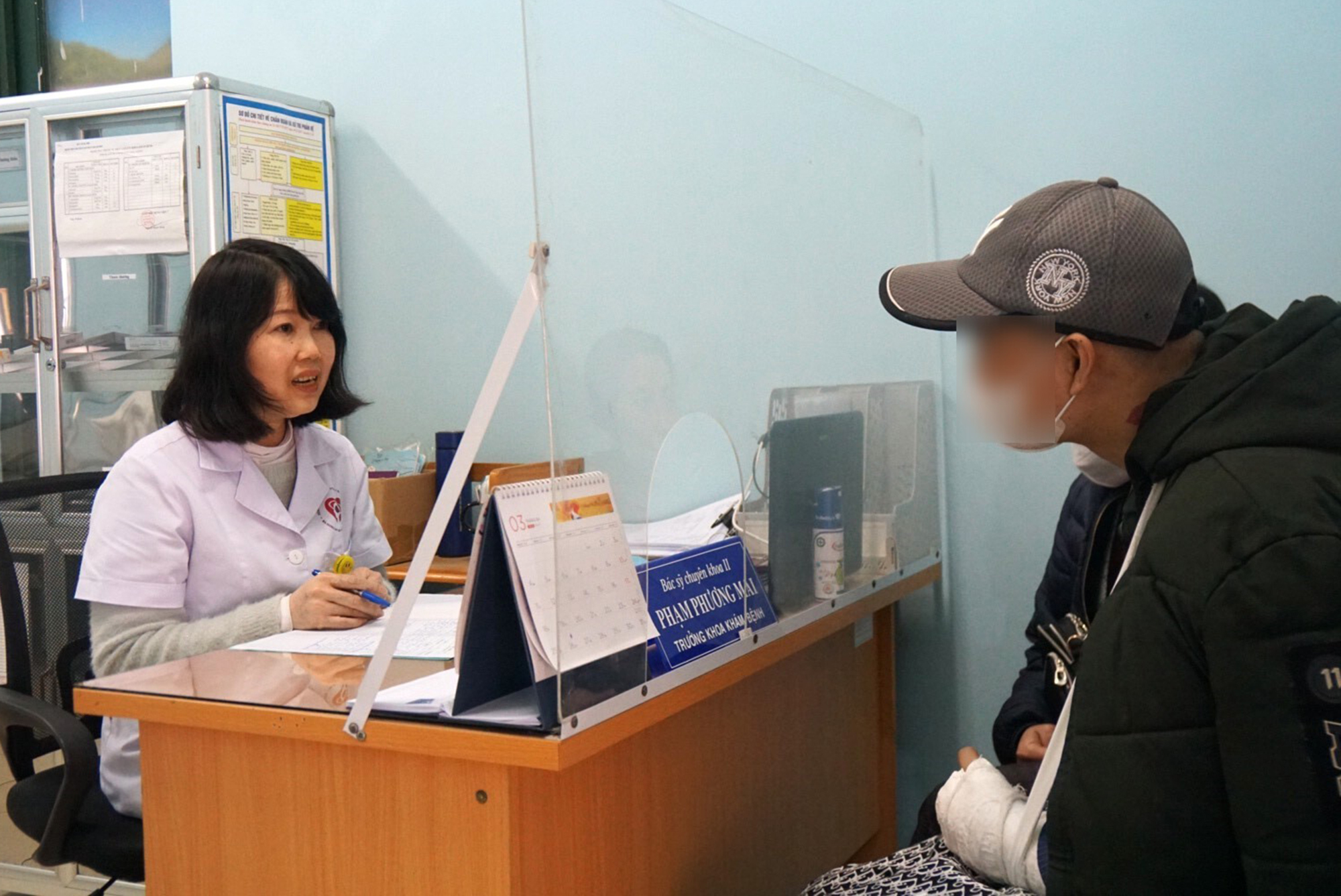 Nghị lực nữ bác sĩ chuyên khoa tâm thần mắc ung thư- Ảnh 1. Nghị lực nữ bác sĩ chuyên khoa tâm thần mắc ung thư- Ảnh 1.