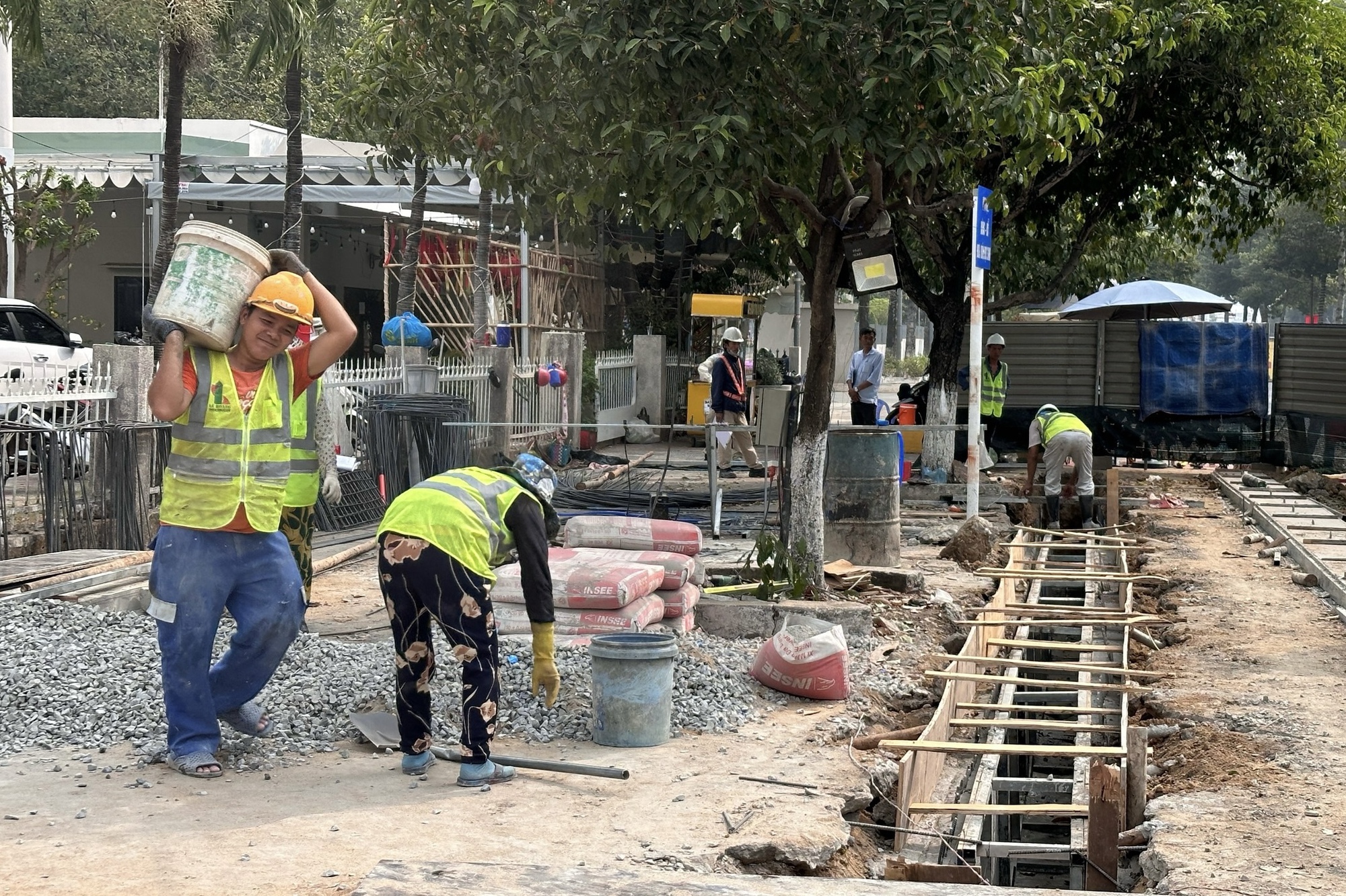 Đồng Nai: Nới rộng đường Nguyễn &Aacute;i Quốc để giảm &ugrave;n tắc- Ảnh 2.