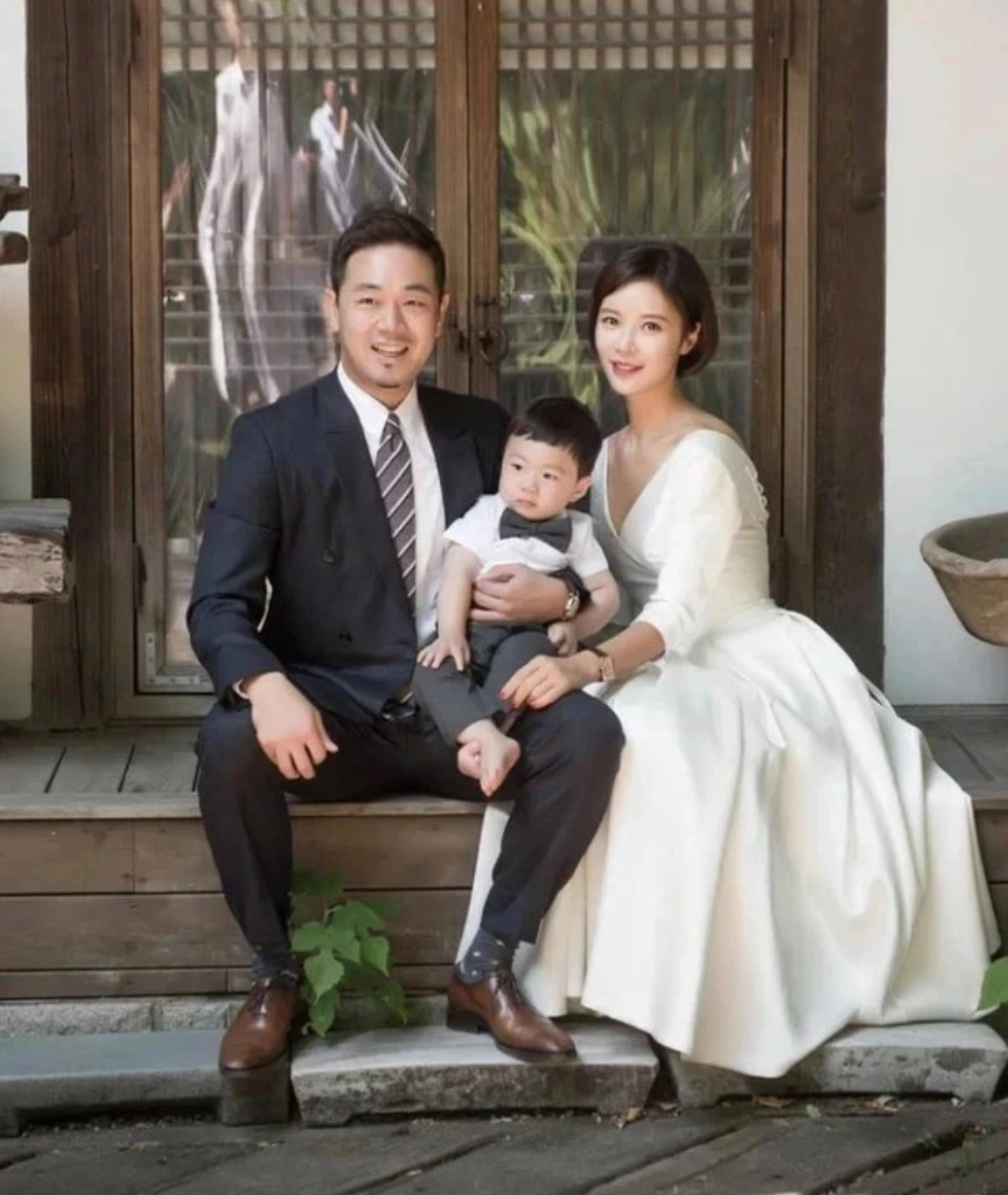 Hwang Jung Eum tích cực quảng bá phim mới sau khi tuyên bố giàu hơn chồng cũ gấp nghìn lần- Ảnh 3. Hwang Jung Eum tích cực quảng bá phim mới sau khi tuyên bố giàu hơn chồng cũ gấp nghìn lần- Ảnh 3.