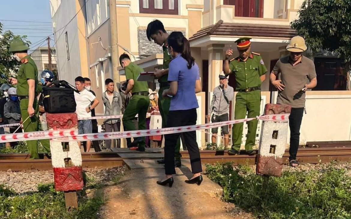 Xóa 2 lối đi tự mở qua đường sắt ở Quảng Trị, Huế- Ảnh 3. Người đàn ông bị tàu hỏa tông tử vong ở Quảng Trị