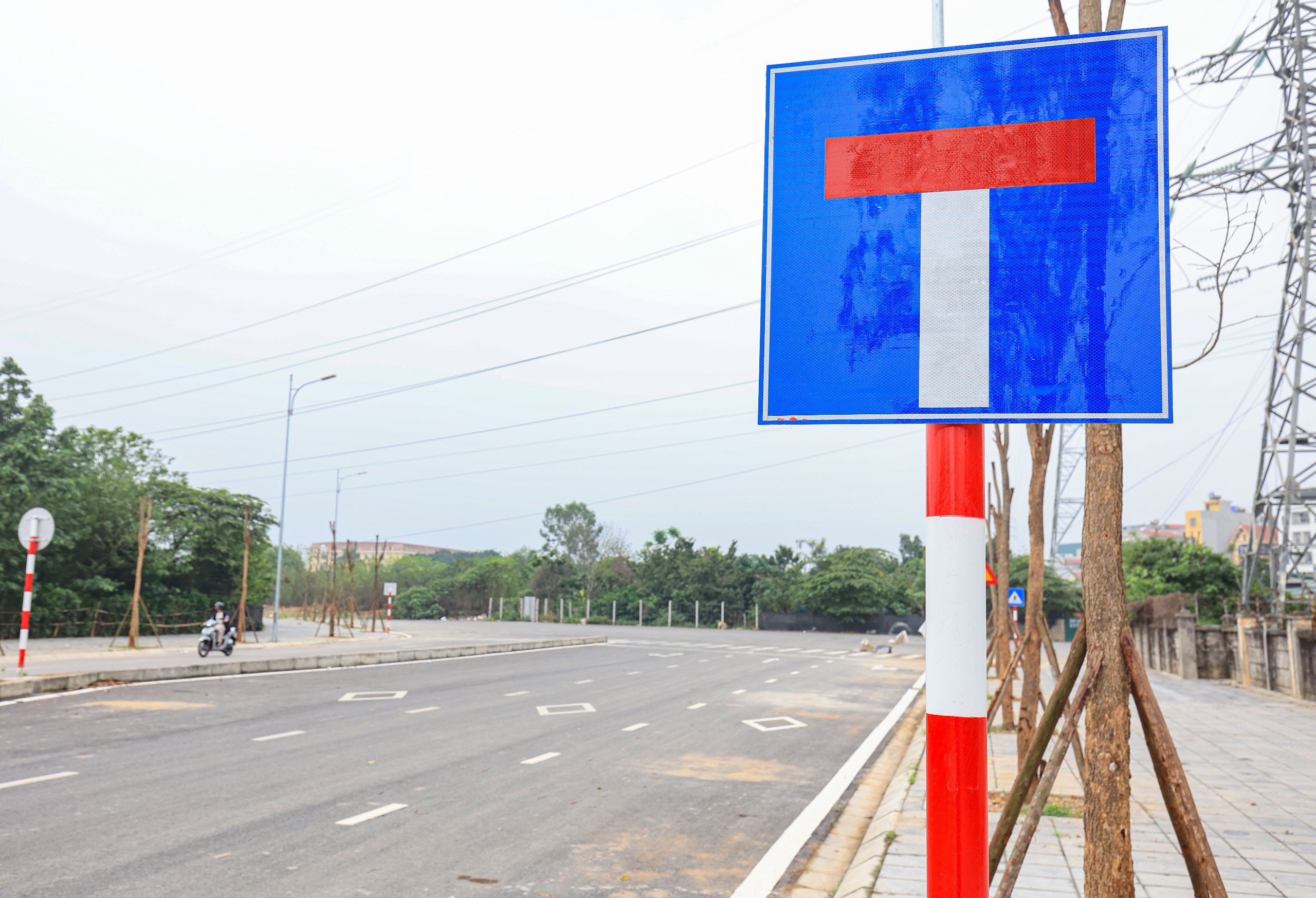 Đường nối khu đ&ocirc; thị Xu&acirc;n Phương đi quốc lộ 32 vẫn dang dở sau nhiều năm thi c&ocirc;ng- Ảnh 5.