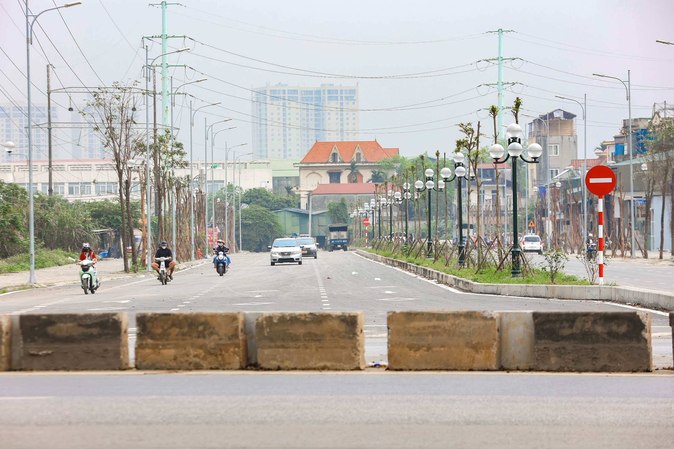 Đường nối khu đ&ocirc; thị Xu&acirc;n Phương đi quốc lộ 32 vẫn dang dở sau nhiều năm thi c&ocirc;ng- Ảnh 10.