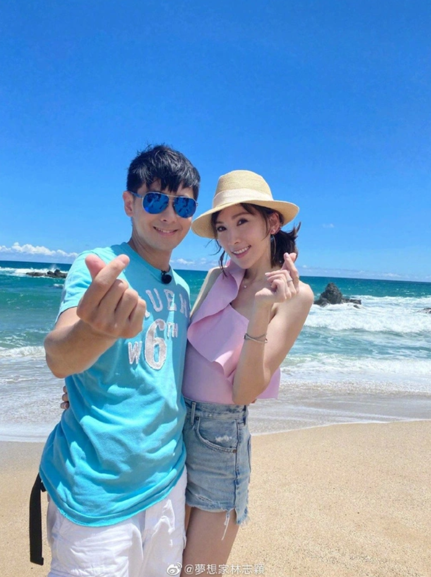 Vợ chồng L&acirc;m Ch&iacute; Dĩnh c&ugrave;ng nhau khoe ảnh du lịch Đ&agrave; Nẵng- Ảnh 4.