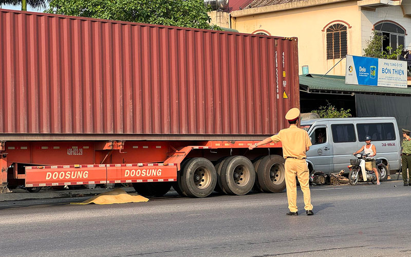 Hiện trường vụ tai nạn - Ảnh: Hương L&agrave;i.