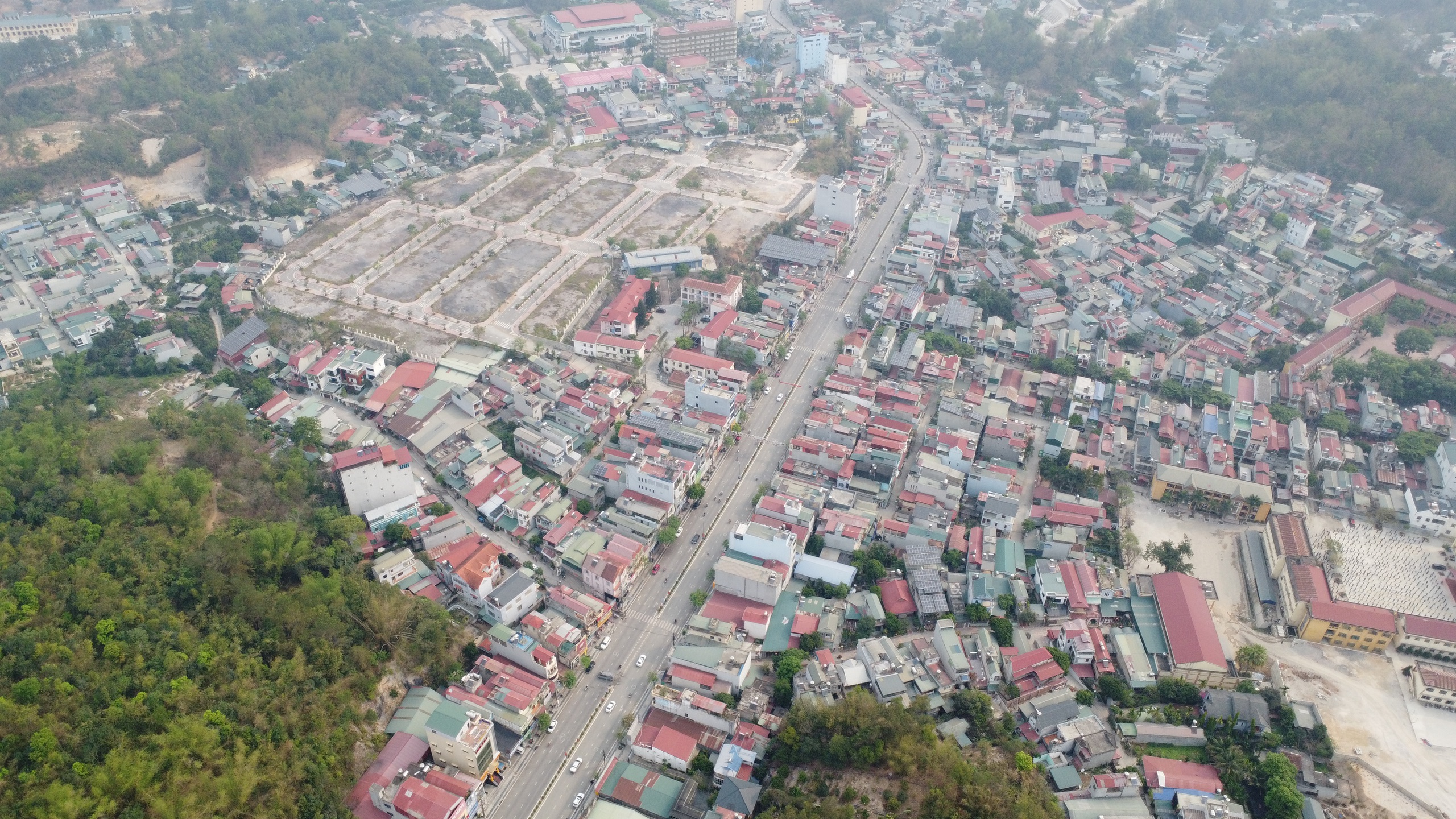THACO Marathon v&igrave; ATGT 2024: Mỗi cung đường một &yacute; nghĩa- Ảnh 1.