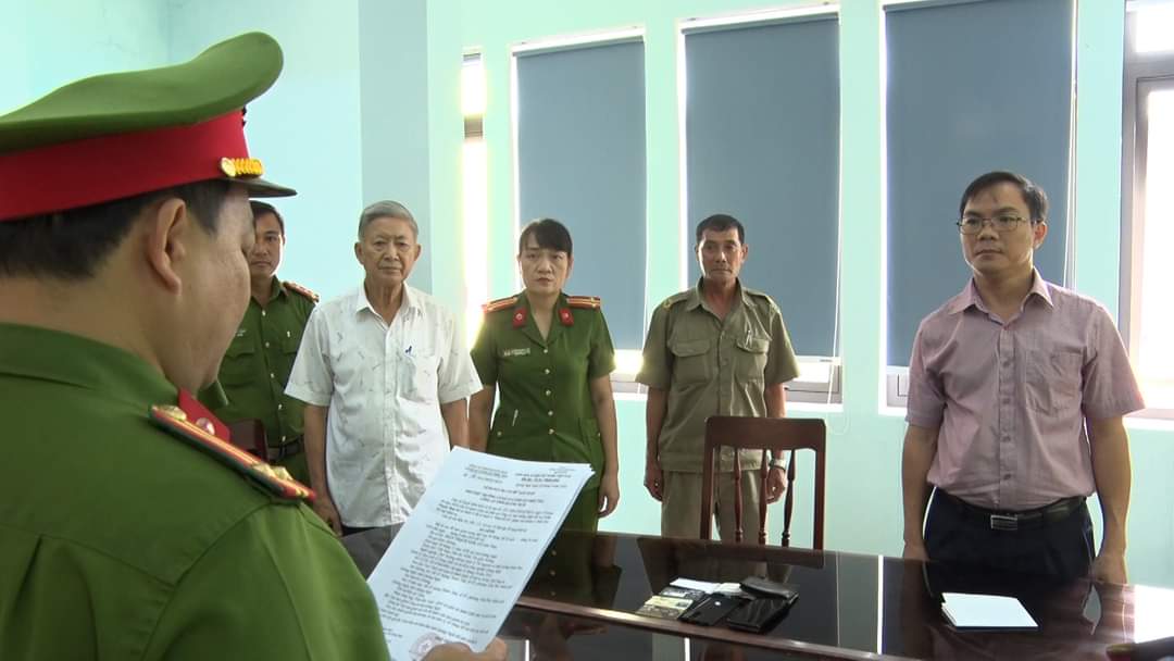 V&igrave; sao Ph&oacute; trưởng Ban quản l&yacute; KKT Dung Quất v&agrave; c&aacute;c khu c&ocirc;ng nghiệp Quảng Ng&atilde;i bị khởi tố?- Ảnh 2.