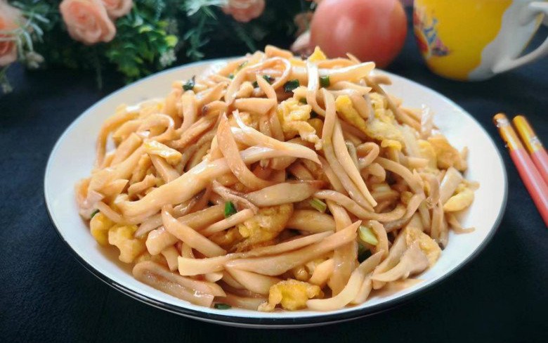 Loại rau chứa gần 20 loại axit amin x&agrave;o nấu đơn giản c&oacute; ngay m&oacute;n si&ecirc;u bổ dưỡng