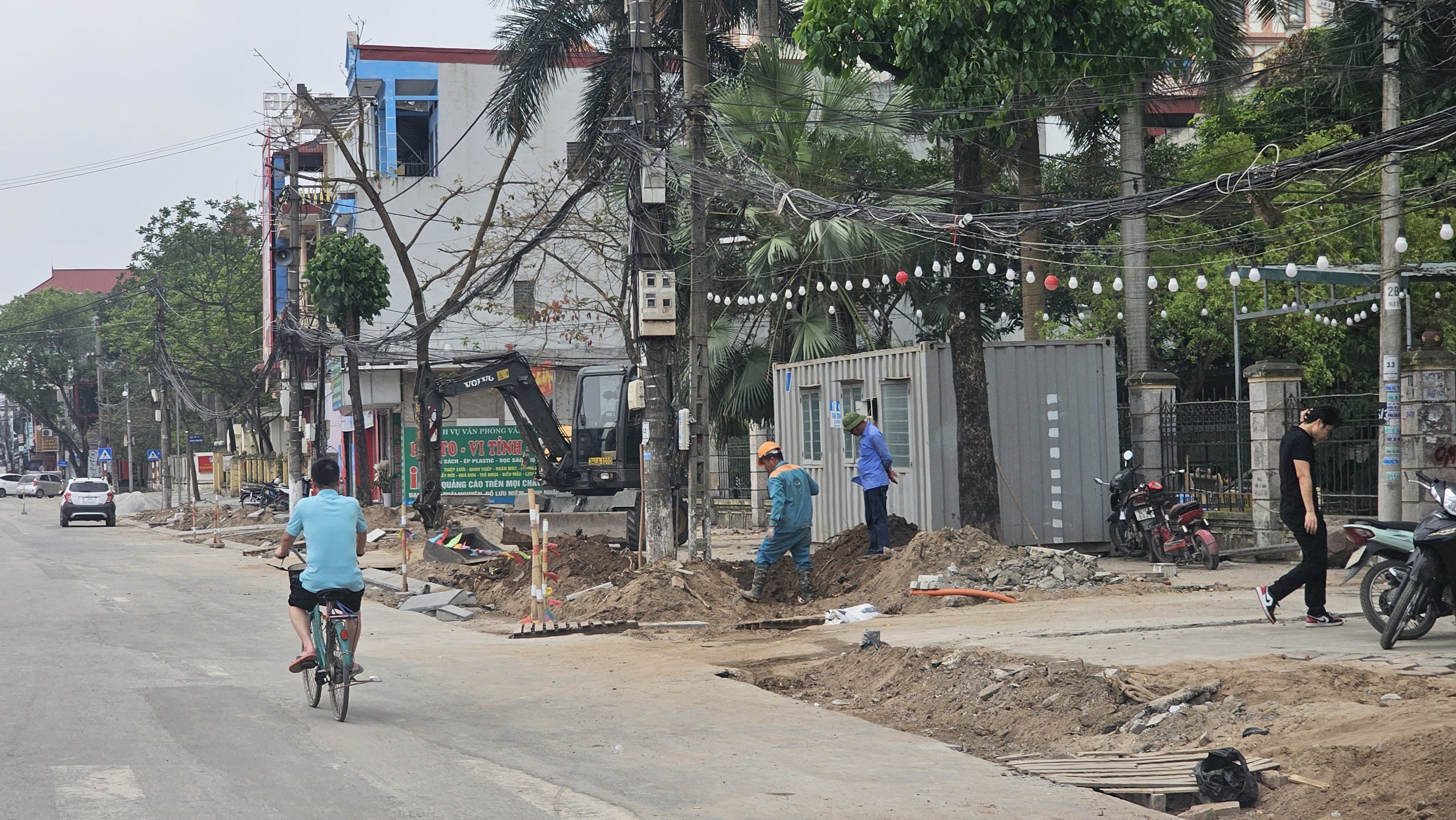 Hải Dương: Dự &aacute;n cải tạo vỉa h&egrave; thi c&ocirc;ng ẩu, đổ thải sai vị tr&iacute;- Ảnh 6.