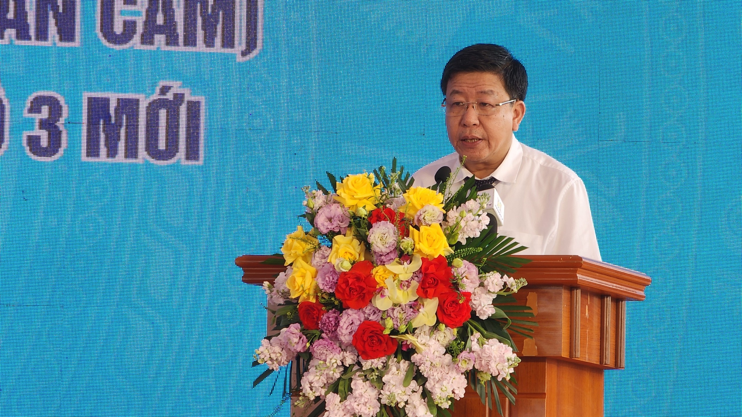 Đường gần 200 tỷ đồng kết nối v&ugrave;ng H&agrave; Nội - Bắc Giang ch&iacute;nh thức th&ocirc;ng xe- Ảnh 1.