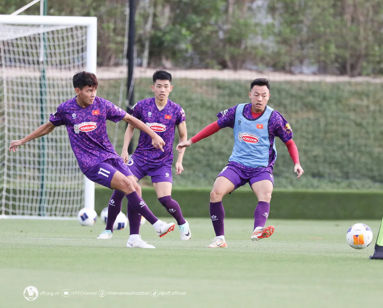 HLV Hoàng Anh Tuấn dùng lại "bảo bối" của thầy Park cho U23 Việt Nam tại giải châu Á- Ảnh 2. HLV Hoàng Anh Tuấn dùng lại "bảo bối" của thầy Park cho U23 Việt Nam tại giải châu Á- Ảnh 2.