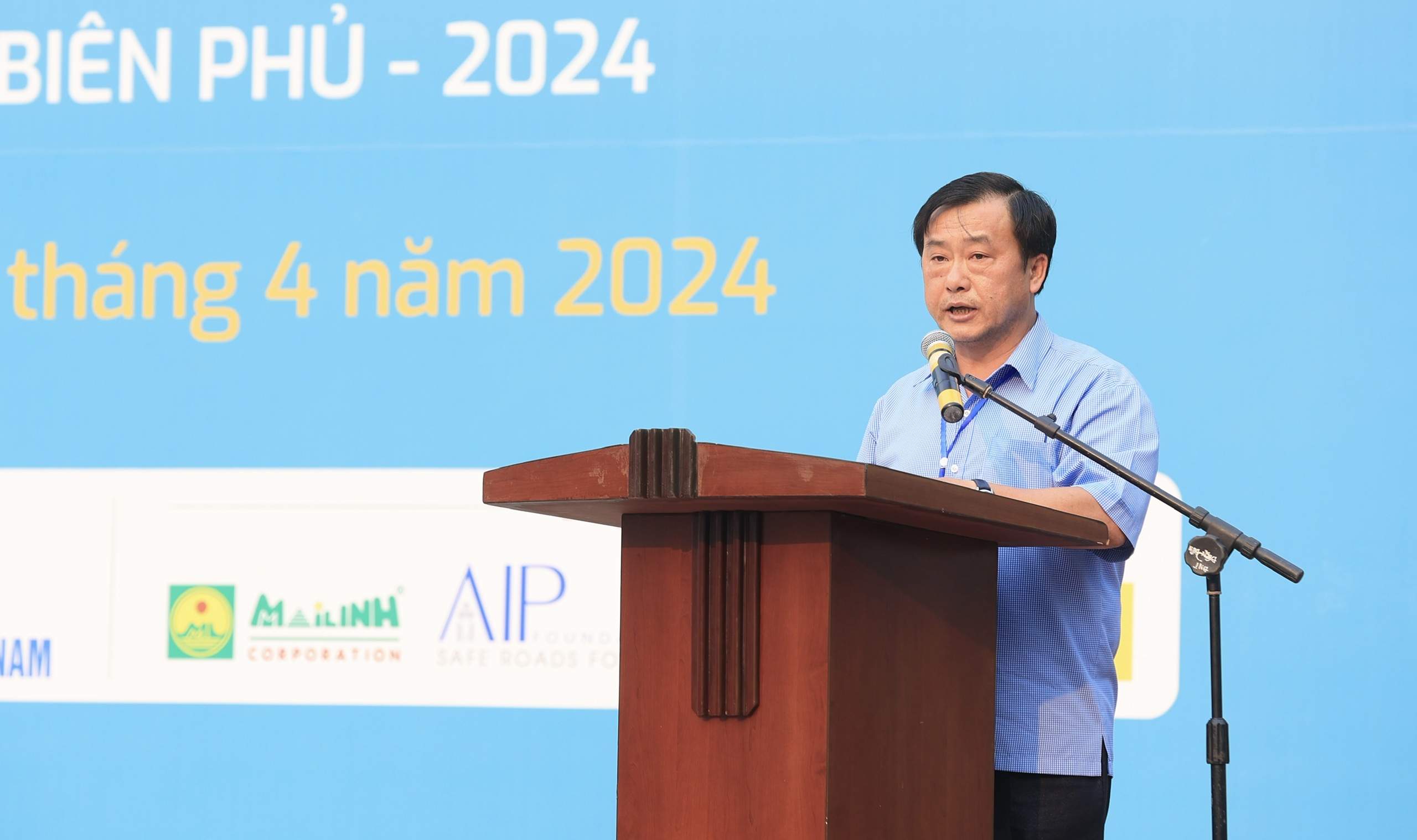 Trực tiếp: Giải THACO Marathon v&igrave; ATGT - Điện Bi&ecirc;n Phủ 2024 th&agrave;nh c&ocirc;ng rực rỡ- Ảnh 2.