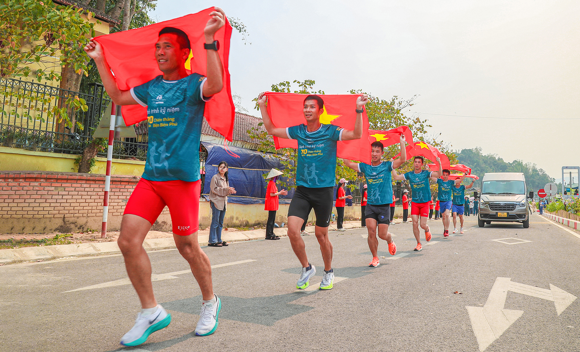 Điều đọng lại ở giải THACO Marathon v&igrave; ATGT năm 2024- Ảnh 3.