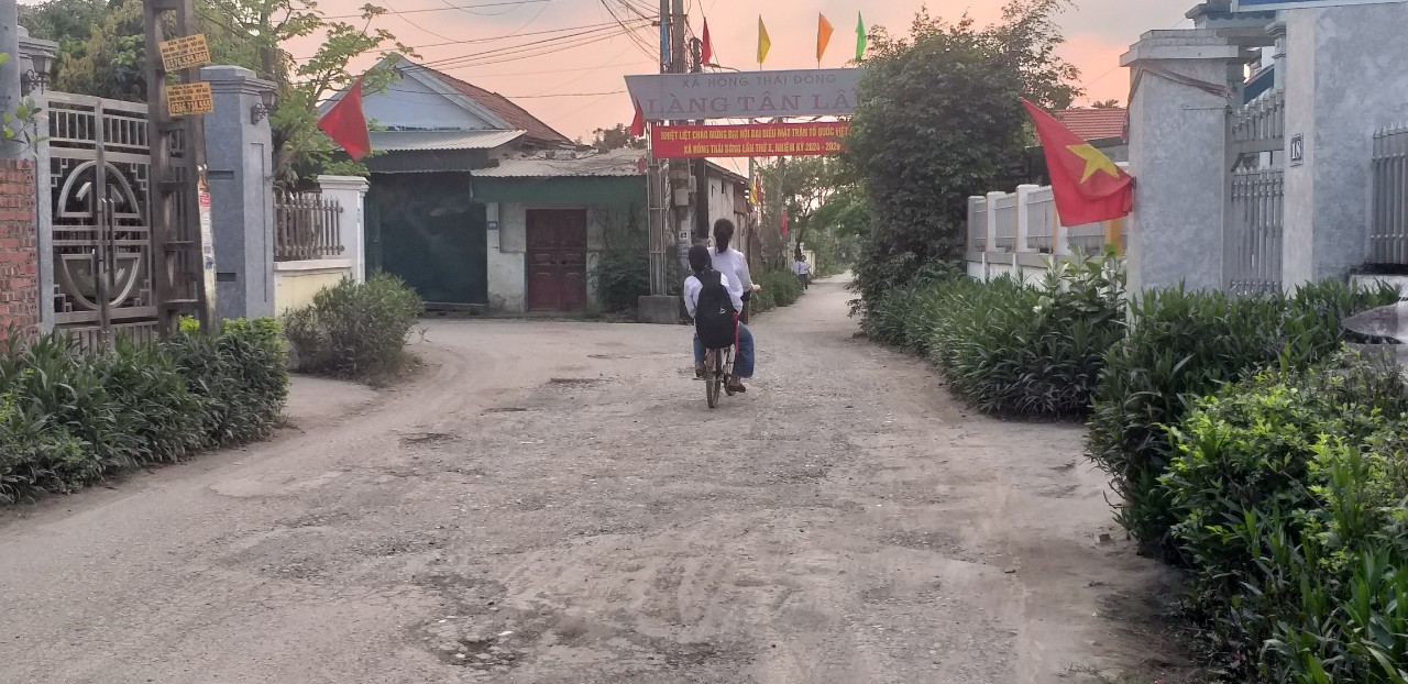 Quảng Ninh: Gập ghềnh tuyến đường li&ecirc;n huyện nối hai quốc lộ- Ảnh 5.