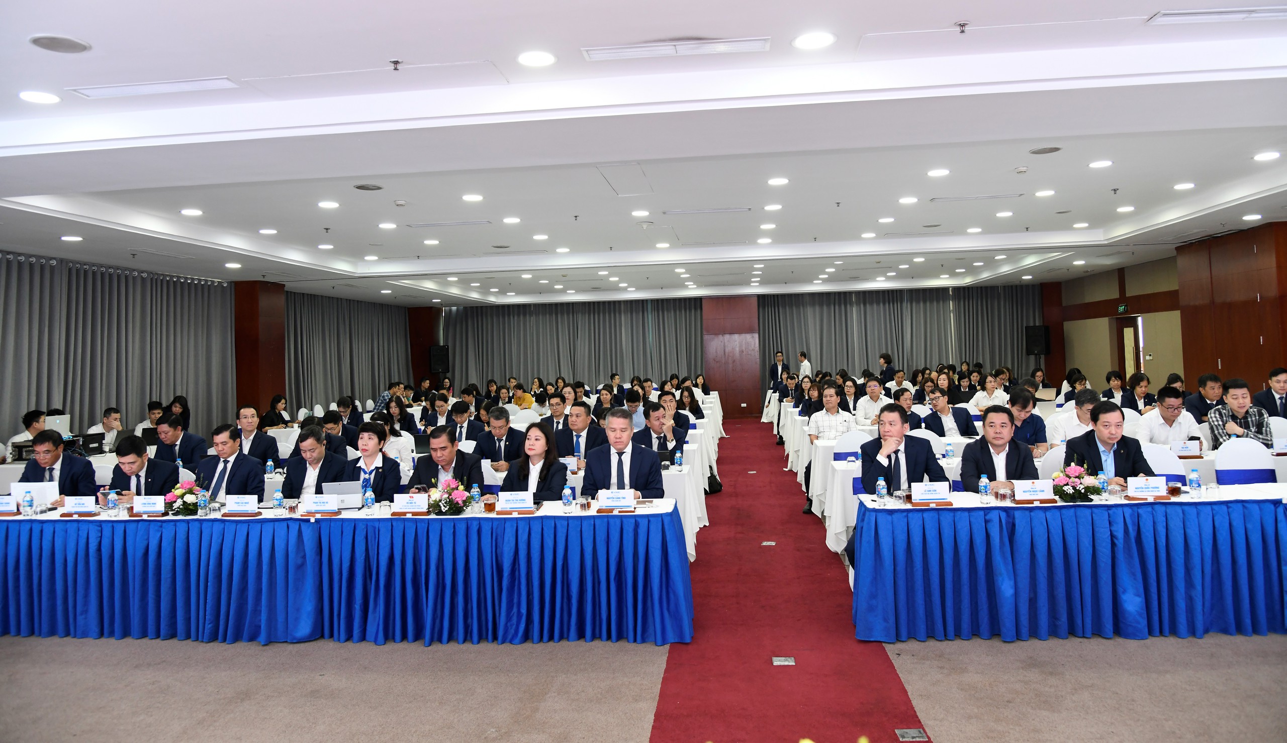 "Ông lớn hàng hải" VIMC đặt mục tiêu doanh thu hơn 13 nghìn tỷ đồng năm 2024- Ảnh 2. "Ông lớn hàng hải" VIMC đặt mục tiêu doanh thu hơn 13 nghìn tỷ đồng năm 2024- Ảnh 2.