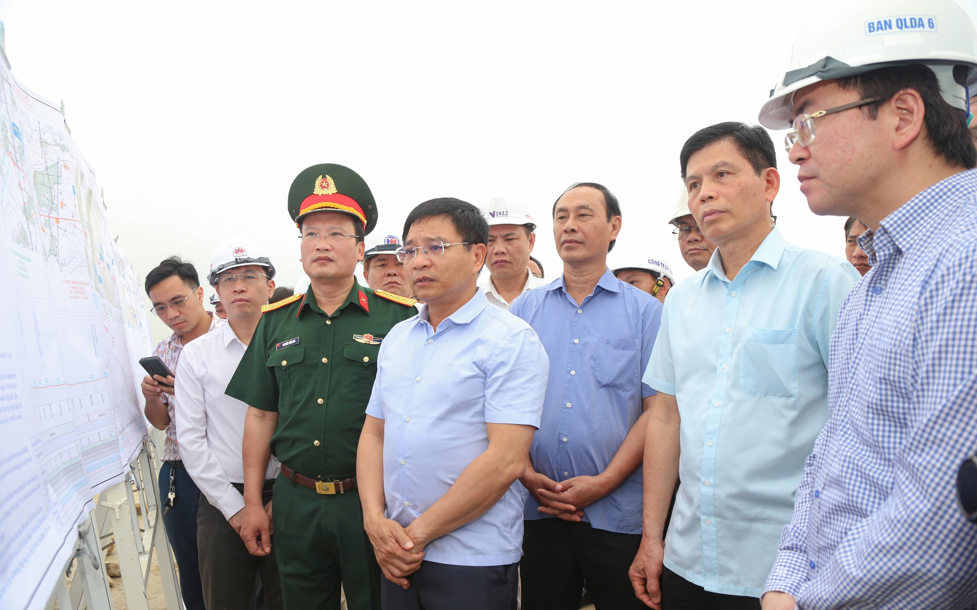 Ph&aacute;t huy tinh thần tương trợ, th&ocirc;ng xe cao tốc Diễn Ch&acirc;u - B&atilde;i Vọt dịp 30/4