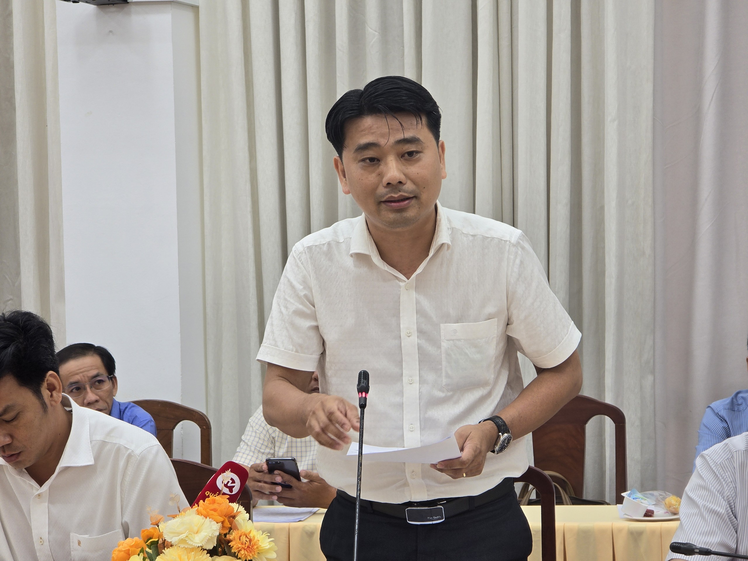 Người d&acirc;n kh&ocirc;ng đổi được giấy ph&eacute;p l&aacute;i xe t&iacute;ch hợp, Sở GTVT Cần Thơ trả lời thế n&agrave;o?- Ảnh 2.