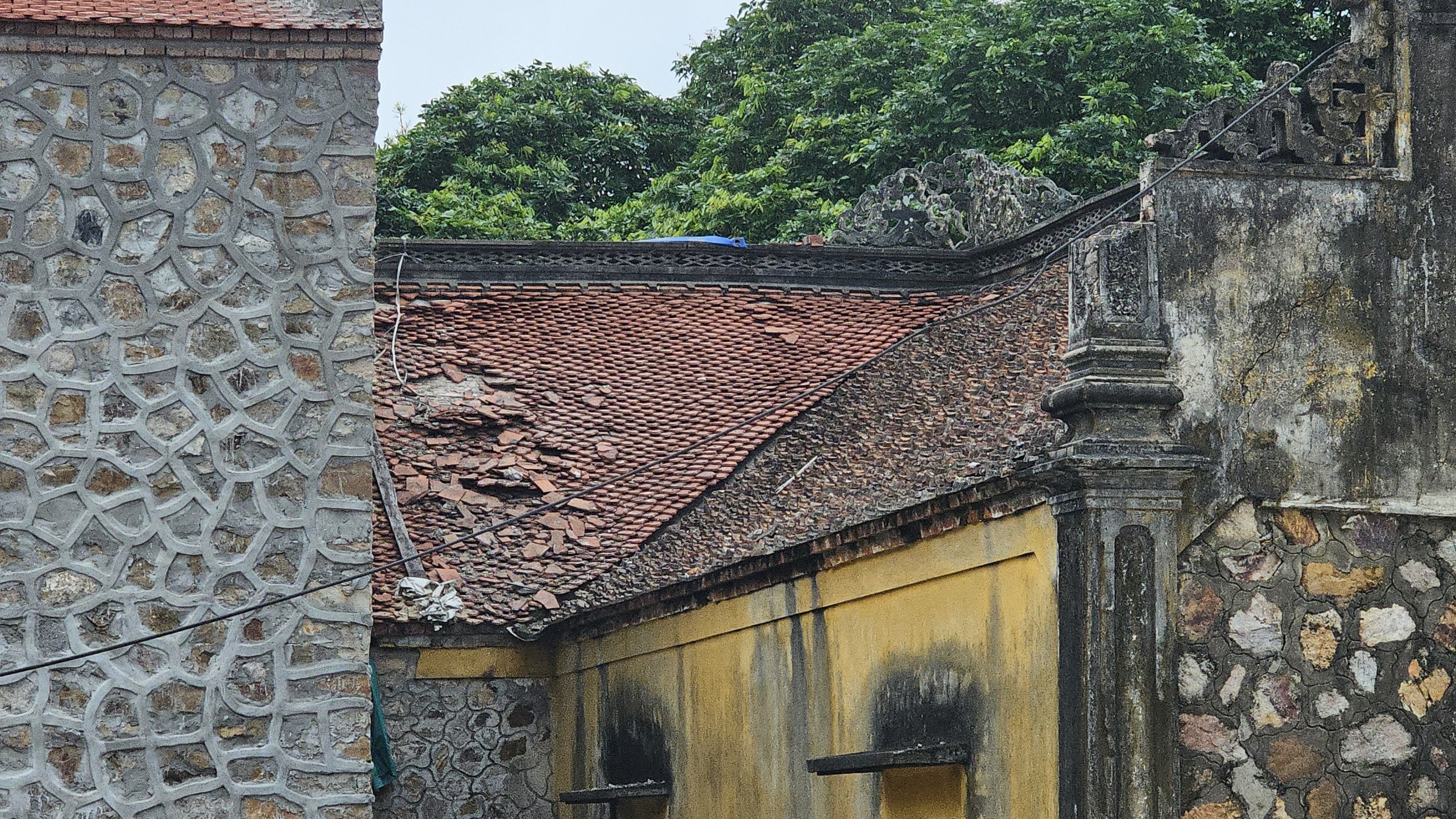 X&oacute;t xa di t&iacute;ch kiến tr&uacute;c lịch sử quốc gia ch&ugrave;a Tr&agrave; Phương bị x&acirc;m hại- Ảnh 10.