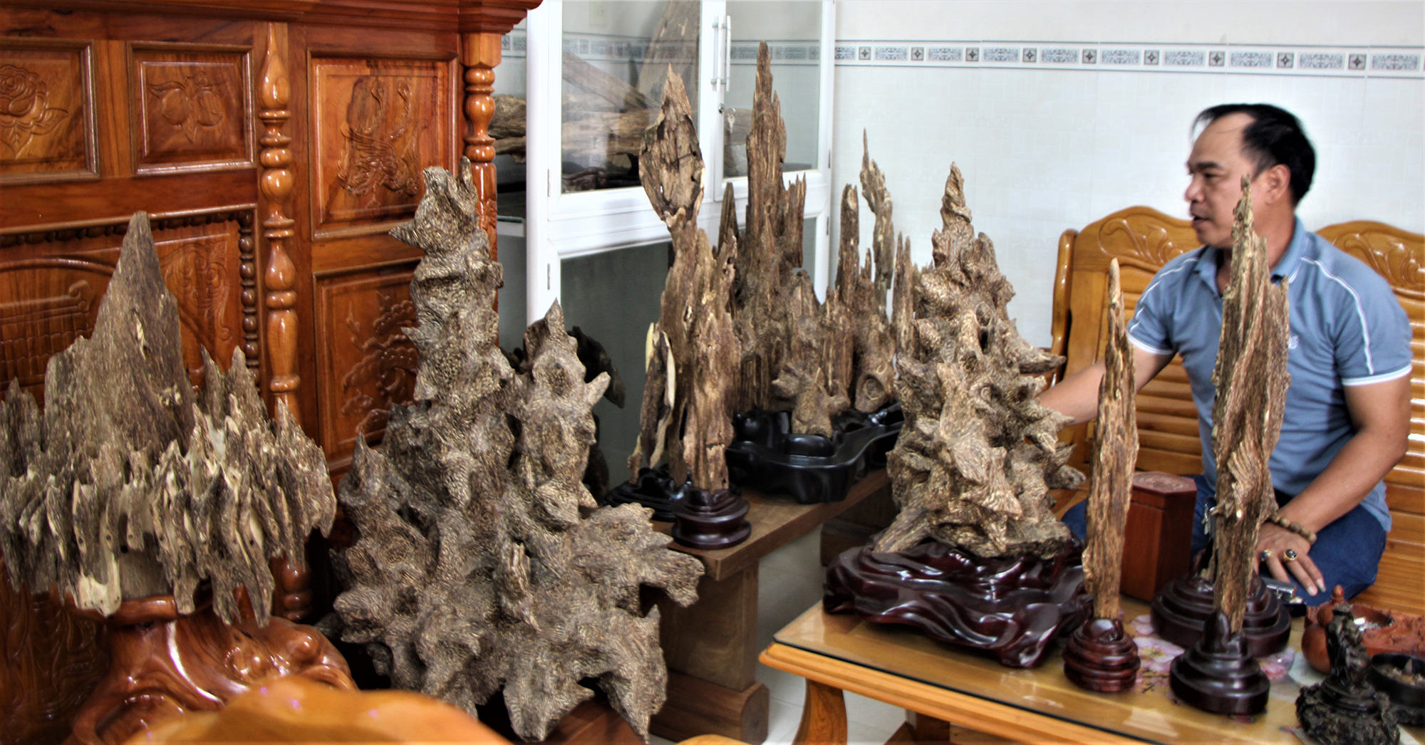 Đắng cay giấc mộng xuy&ecirc;n n&uacute;i t&igrave;m trầm- Ảnh 3.