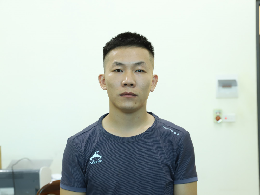 Đối tượng đi &ocirc; t&ocirc; cướp tiệm v&agrave;ng ở H&agrave; Tĩnh khai g&igrave; tại cơ quan điều tra? - Ảnh 1.