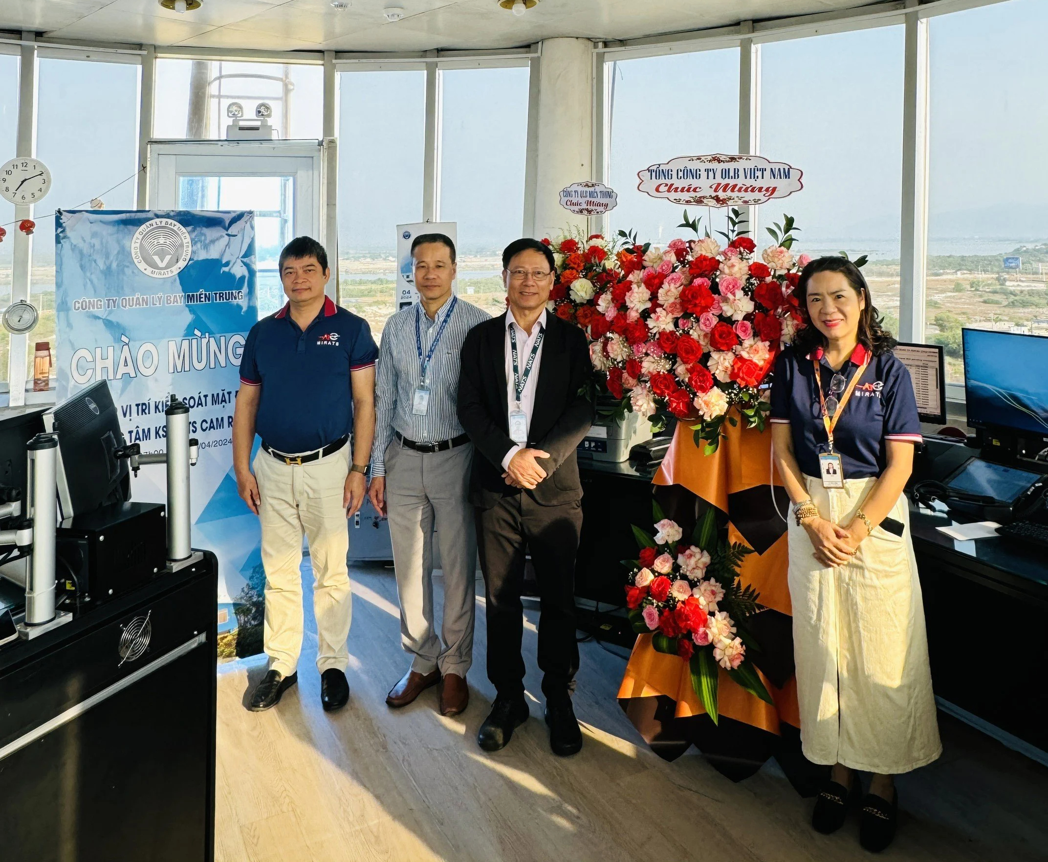 Tổ chức th&agrave;nh c&ocirc;ng điều h&agrave;nh khai th&aacute;c vị tr&iacute; Kiểm so&aacute;t mặt đất tại s&acirc;n bay Cam Ranh- Ảnh 3.