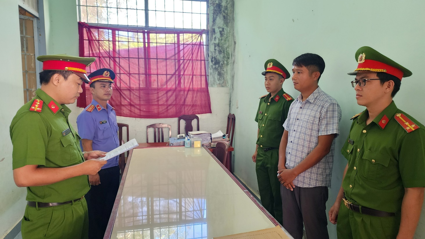 Chi&ecirc;u tr&ograve; lập dự &aacute;n "ma" thu h&agrave;ng trăm tỷ của gi&aacute;m đốc c&ocirc;ng ty BĐS ở Ph&uacute; Quốc- Ảnh 1.