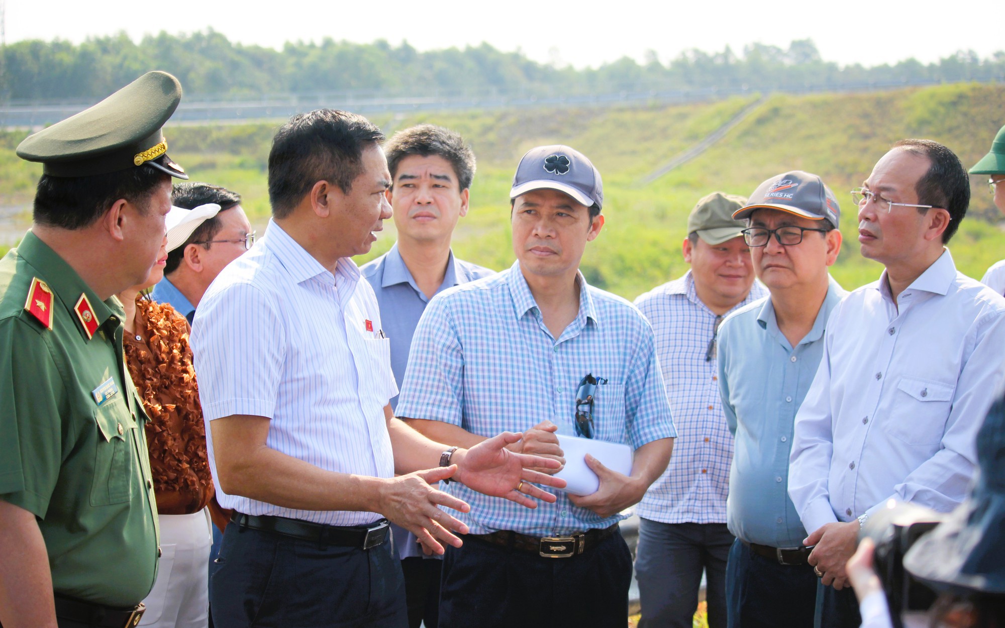 Sớm n&acirc;ng cao tốc Cam Lộ - La Sơn l&ecirc;n 4 l&agrave;n xe, tăng kết nối QL1